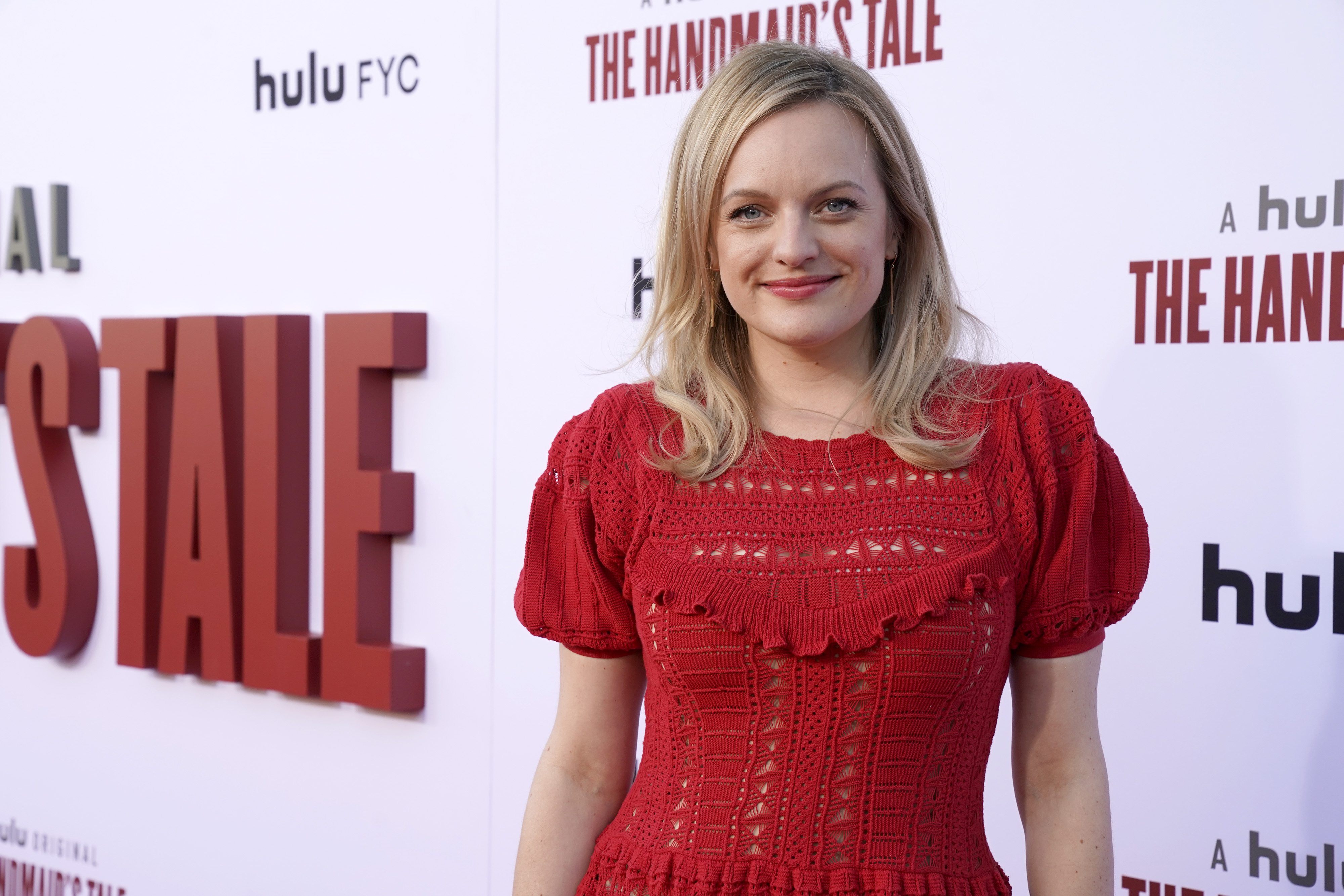 Elisabeth Moss attends Hulu's 'The Handmaid's Tale' season 3 finale