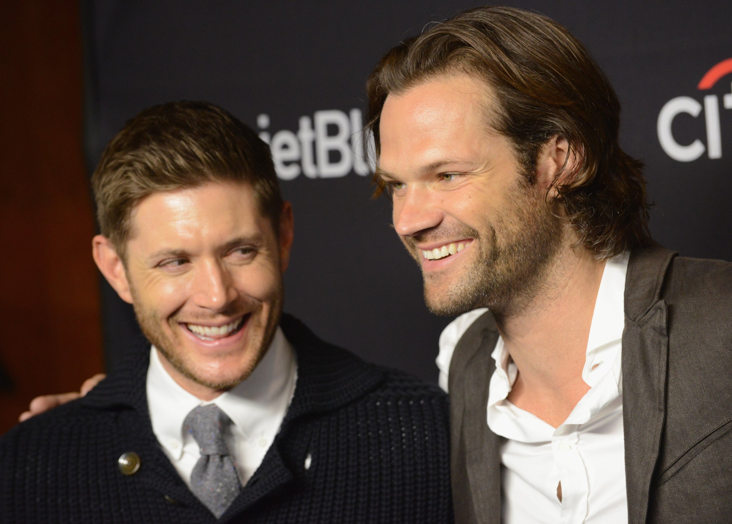 'Supernatural' stars Jensen Ackles and Jared Padalecki laughing on the red carpet