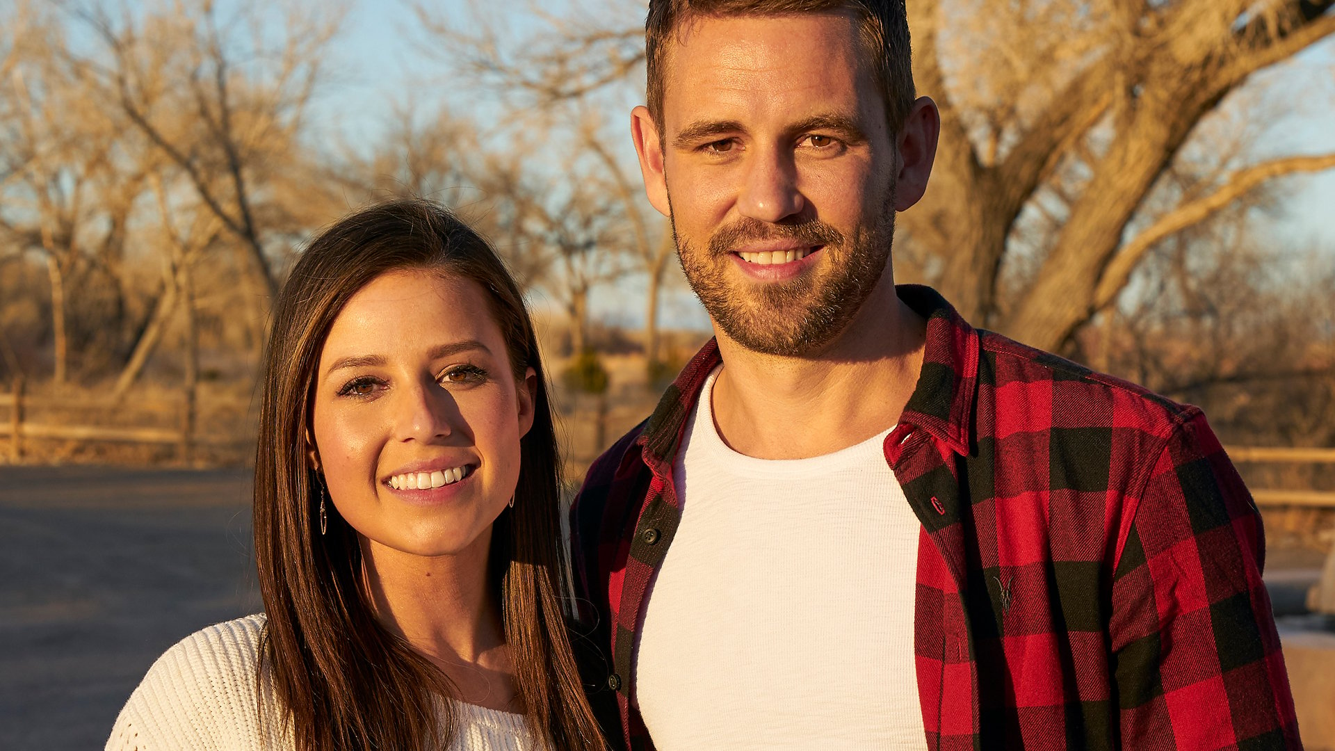 2021 lead Katie Thurston and Bachelor Nation alum Nick Viall pose together while filming ‘The Bachelorette’ Season 17 Episode 3 group date