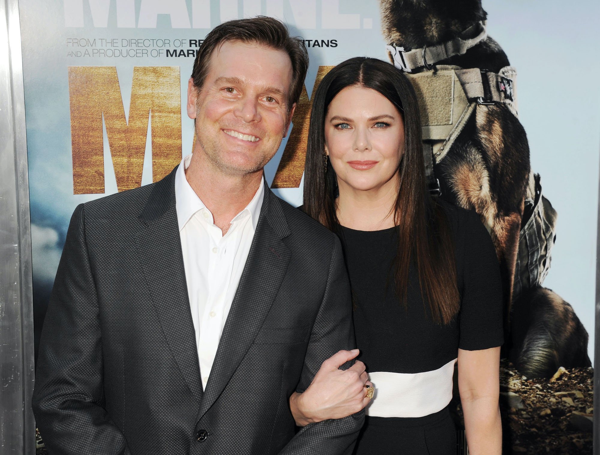 Actors Peter Krause and Lauren Graham
