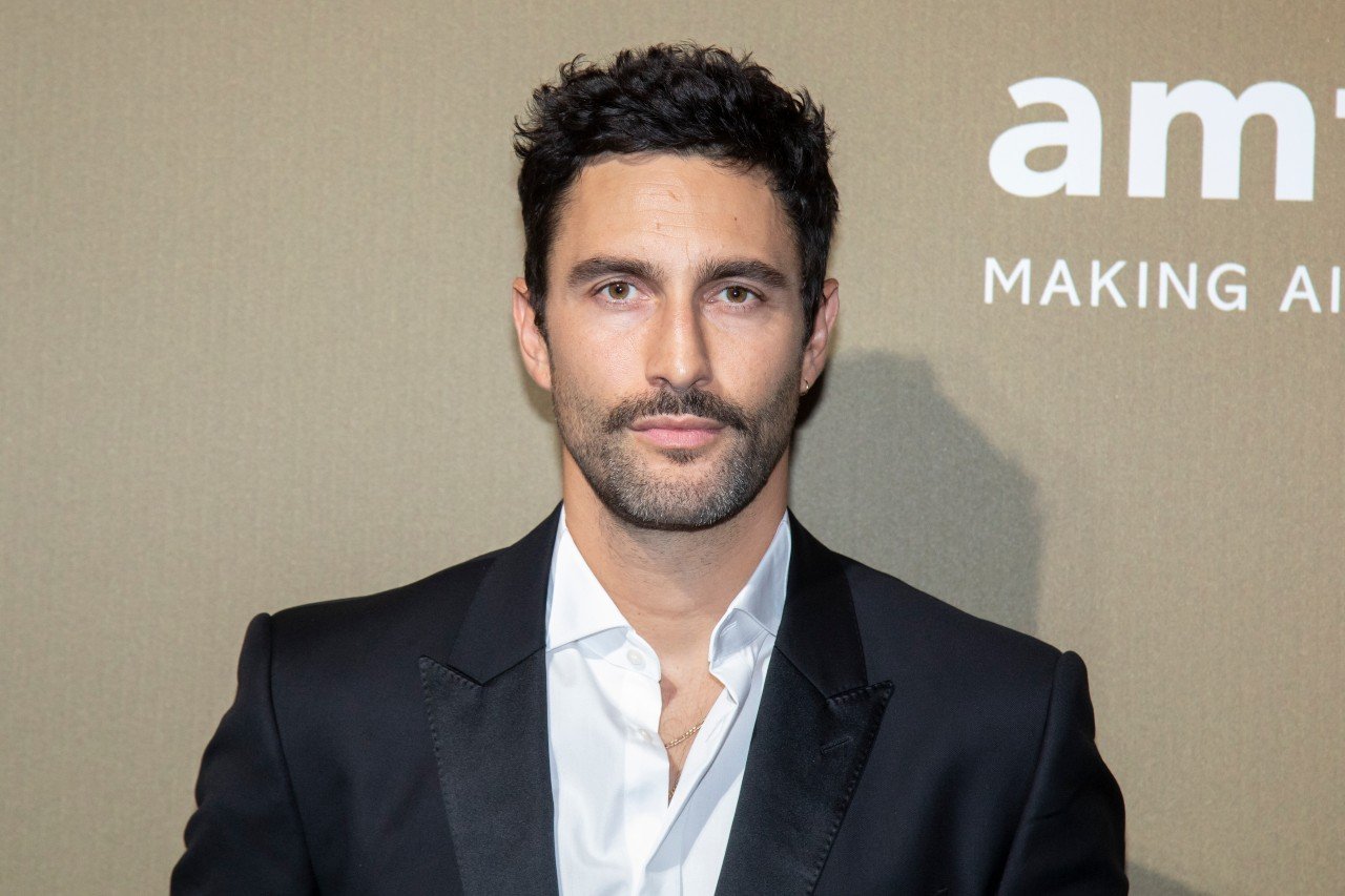 Noah Mills  