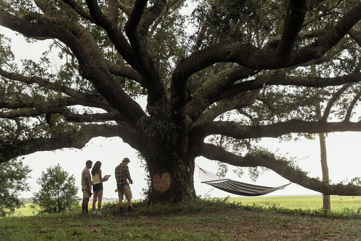 JONATHAN DAVISS as POPE, MADISON BAILEY as KIARA and RUDY PANKOW as JJ in season 2 of Netflix 'Outer Banks'