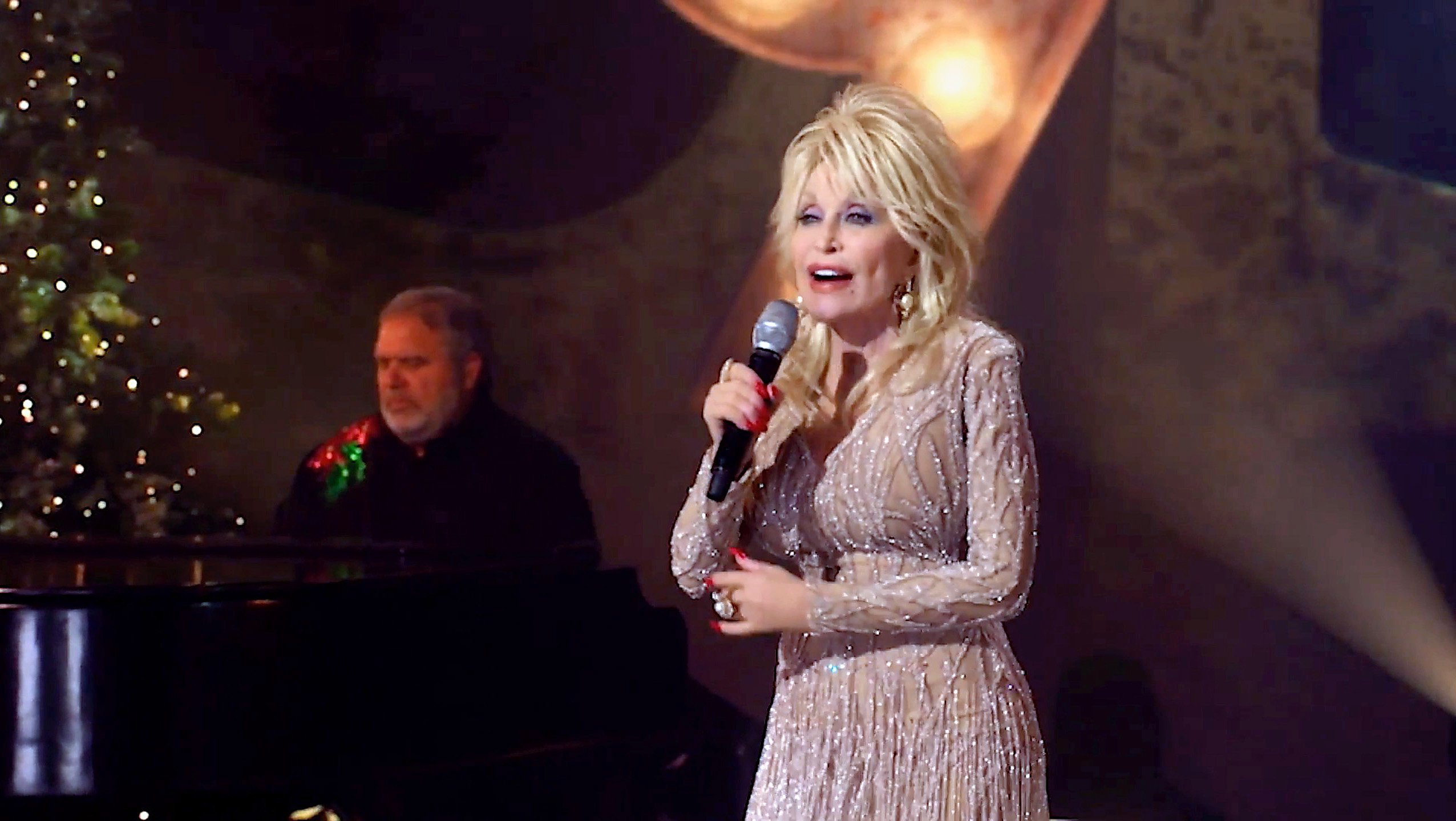 Screengrab of Dolly Parton performing during the Billboard Women In Music 2020 event