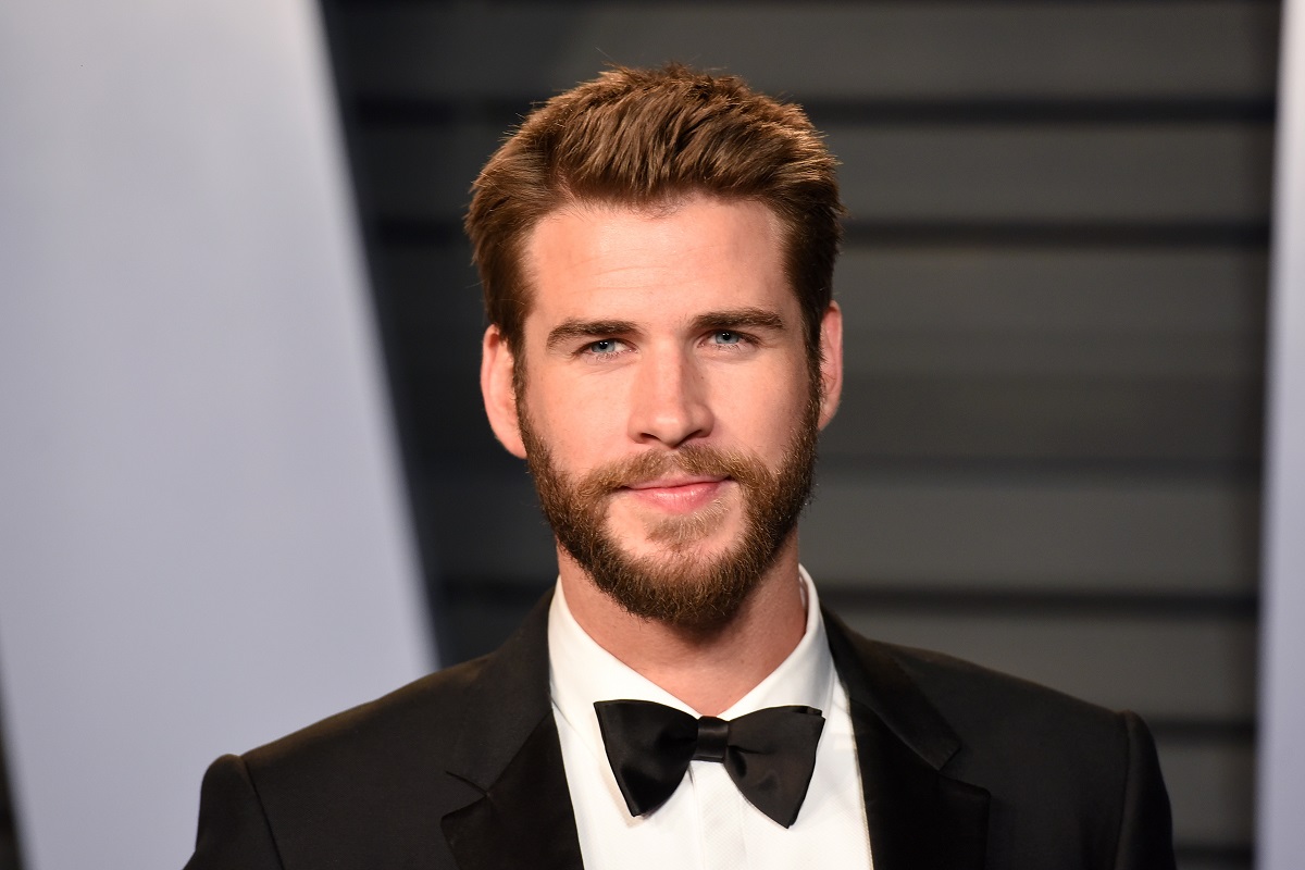 People Think Liam Hemsworth’s Girlfriend Looks Like 1 of His Most Famous Co-Stars