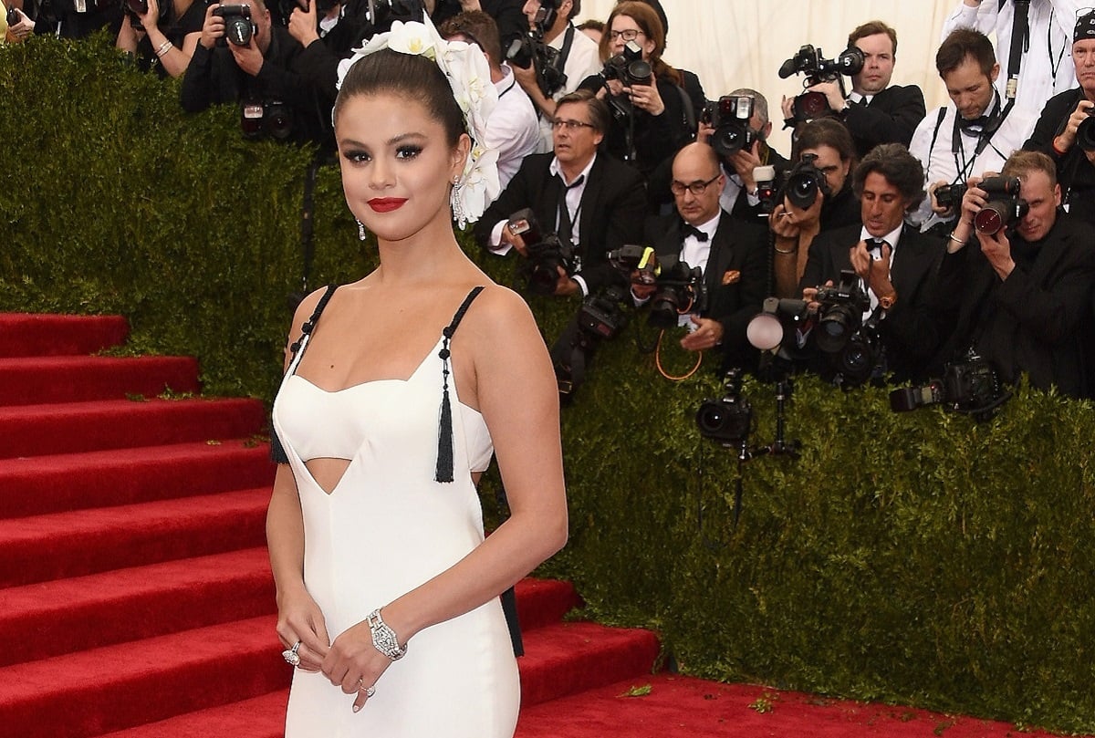 Selena Gomez attends the 'China: Through The Looking Glass' Costume Institute Benefit Gala at the Metropolitan Museum of Art on May 4, 2015, in New York City. 