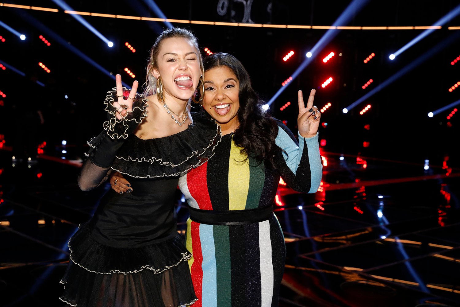 'The Voice' Season 13 contestant Brooke Simpson with coach Miley Cyrus