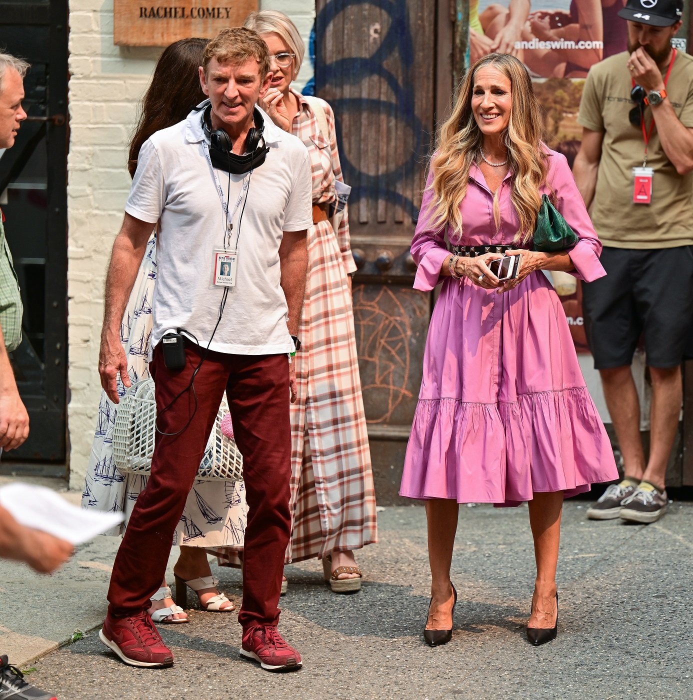Michael Patrick King, Cynthia Nixon and Sarah Jessica Parker stand together on the set of 'And Just LIke That...'