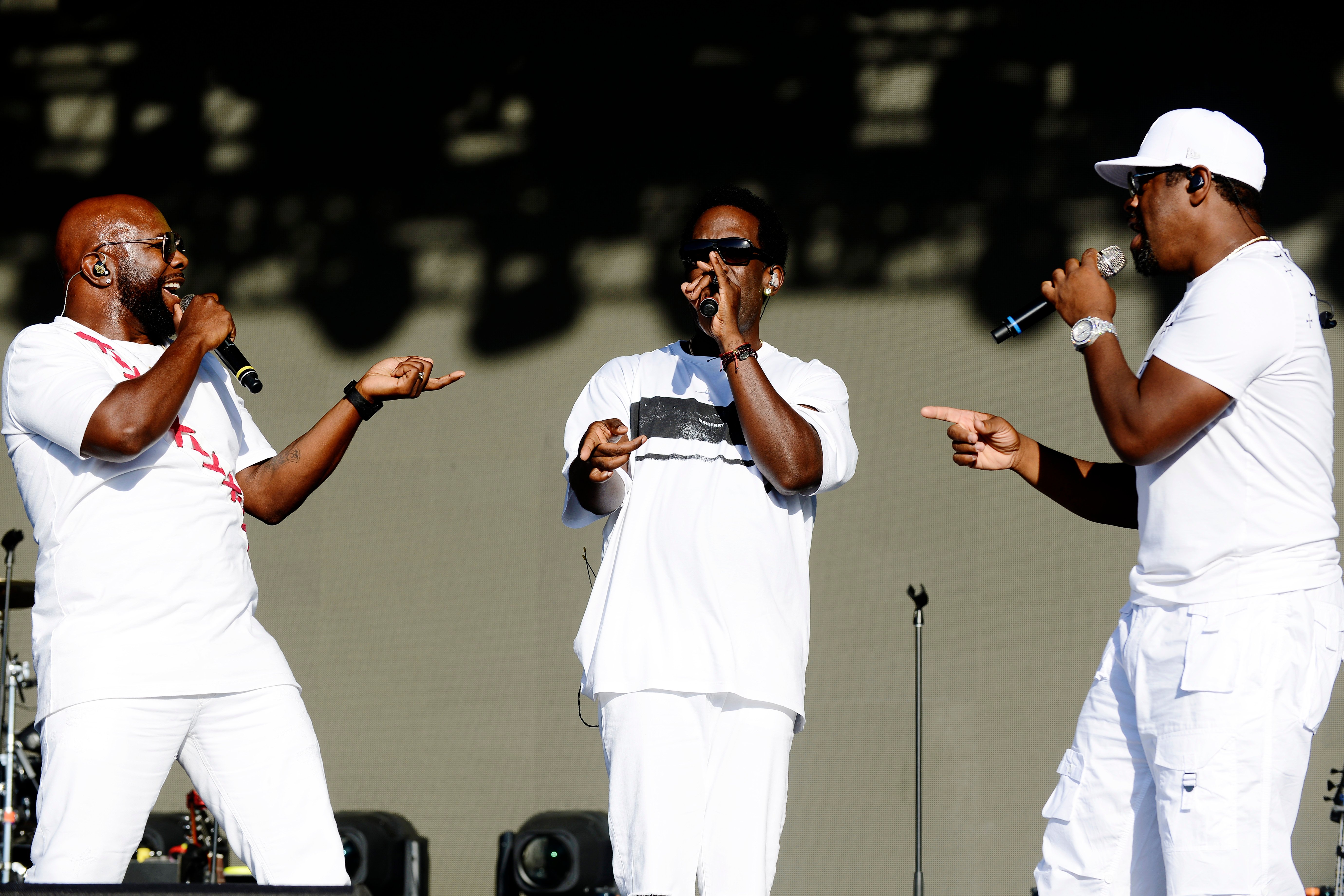 (L-R) Shawn Stockman, Wanya Morris, and Nathan Morris of Boyz II Men performing