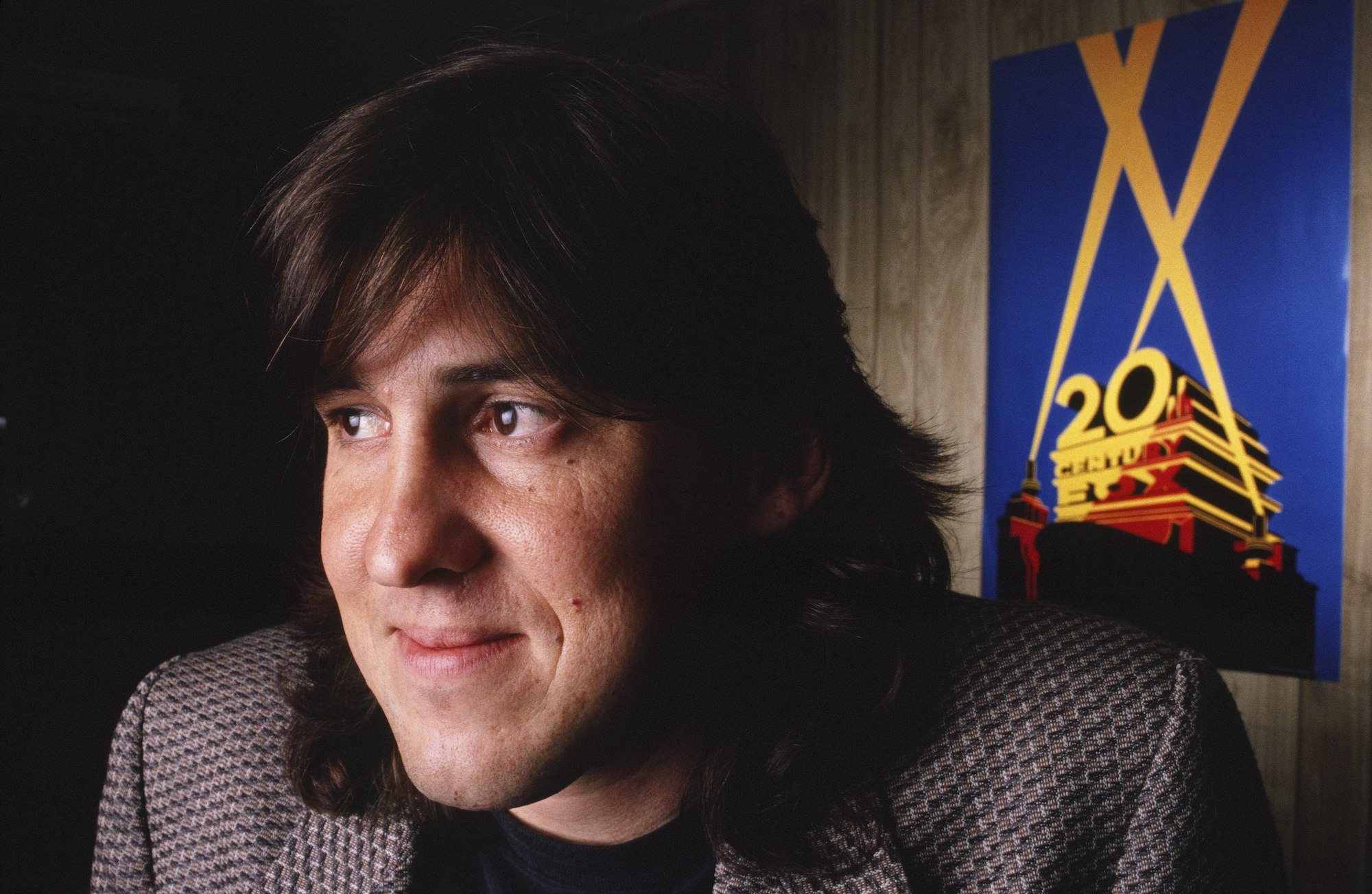 Cameron Crowe looking to the left