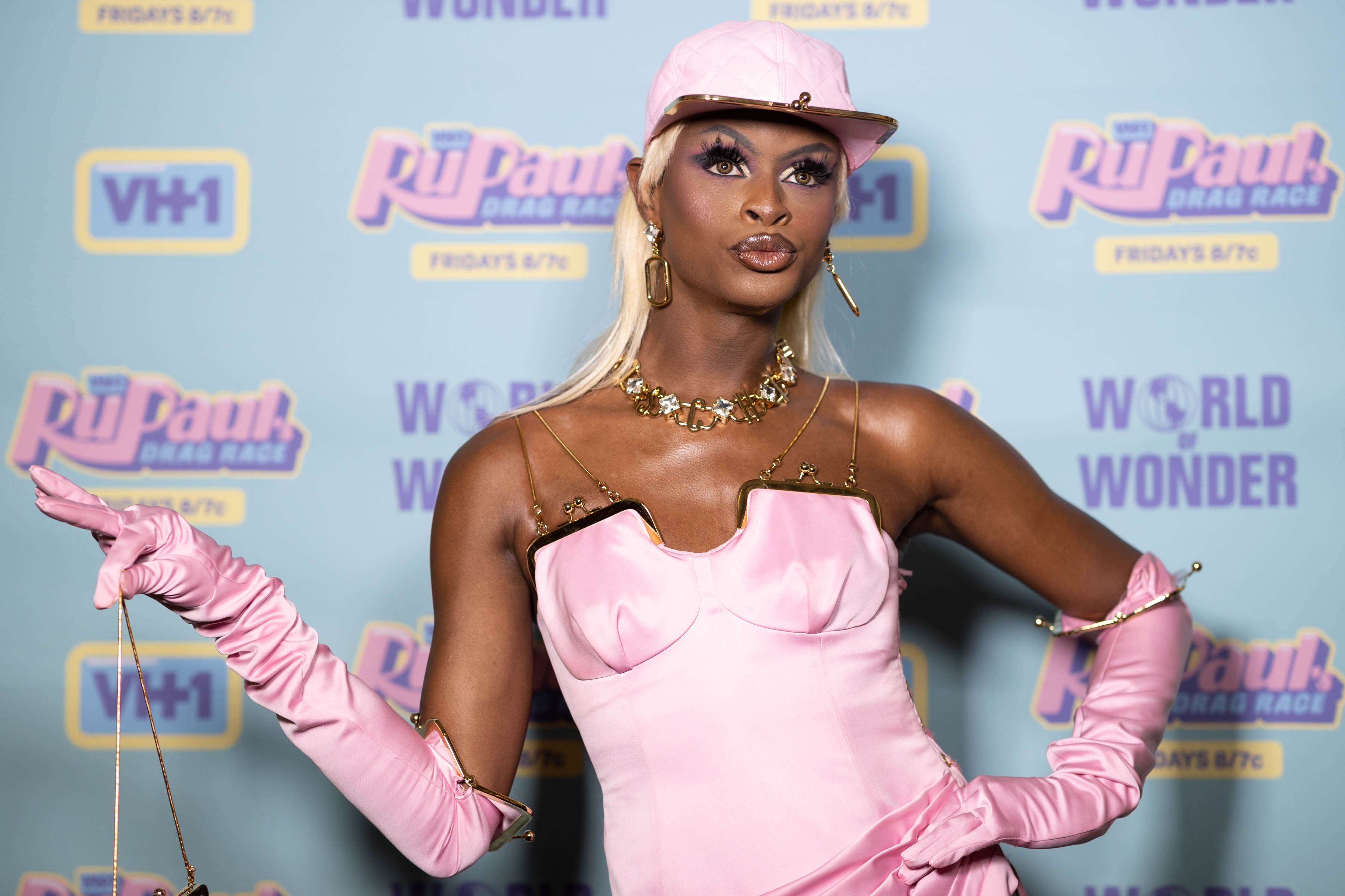 Symone attends RuPaul's Drag Race Season 13 Finale in her pink purse outfit