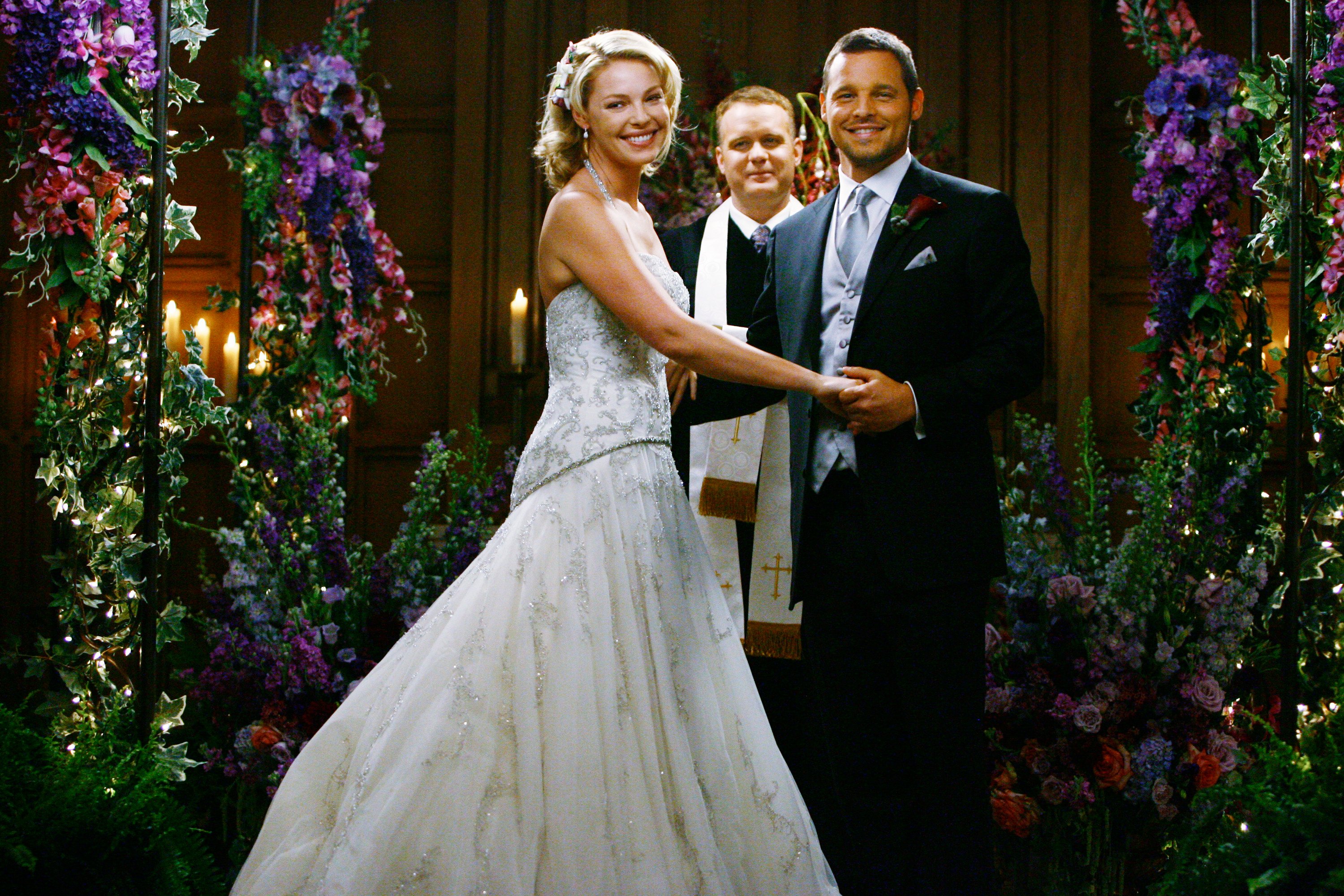 'Grey's Anatomy' actors Katherine Heigl as Izzie and Justin Chambers as Alex on their wedding day.