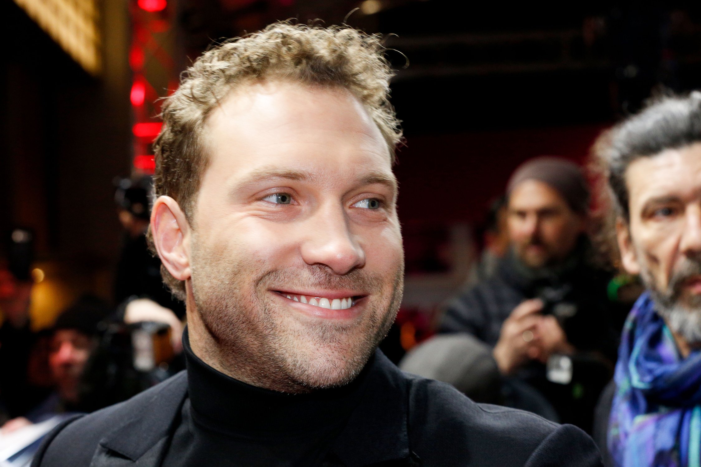 Jai Courtney smiling