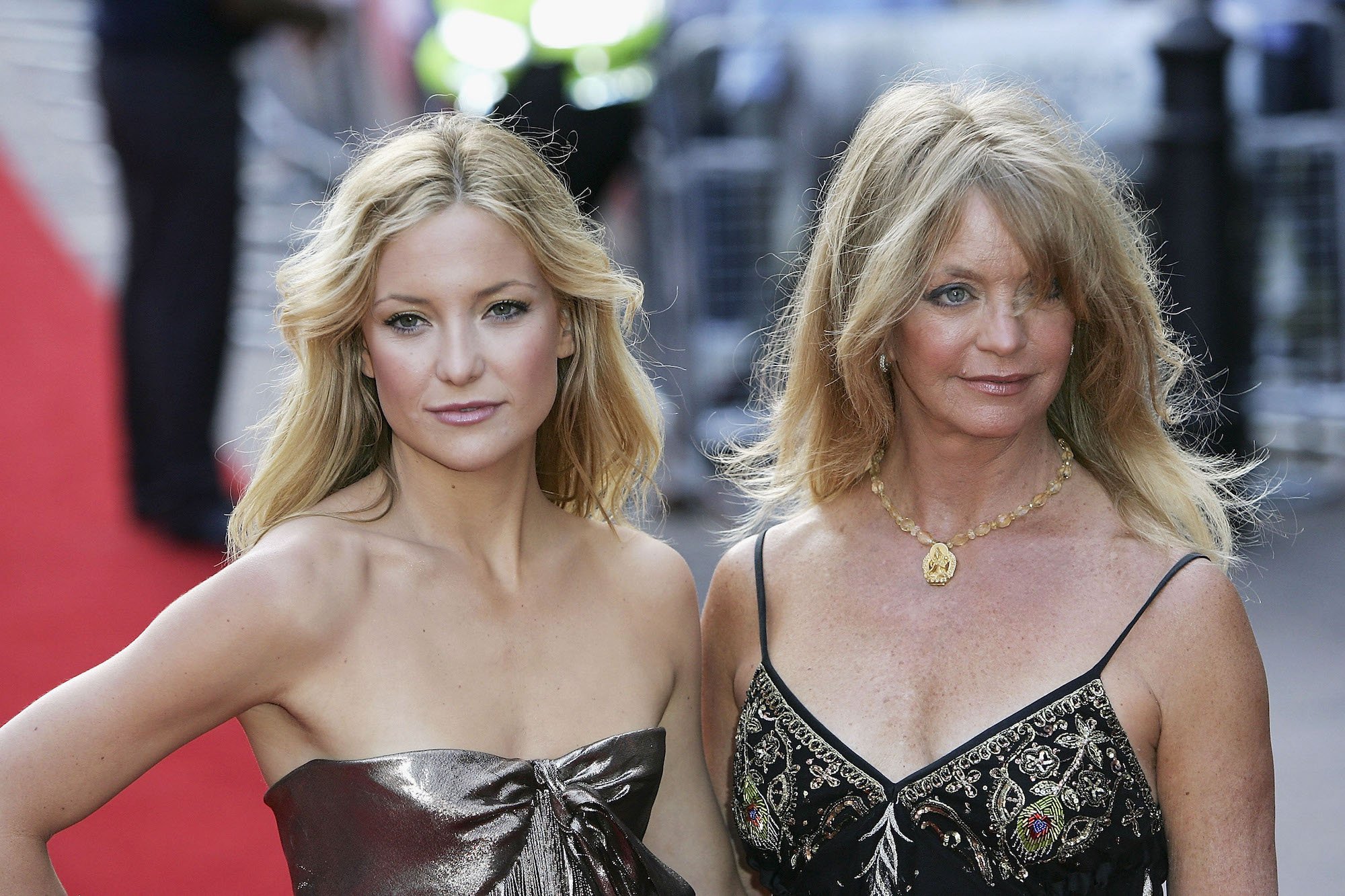 Kate Hudson and Goldie Hawn attending the premiere of "Skeleton Key" in 2005