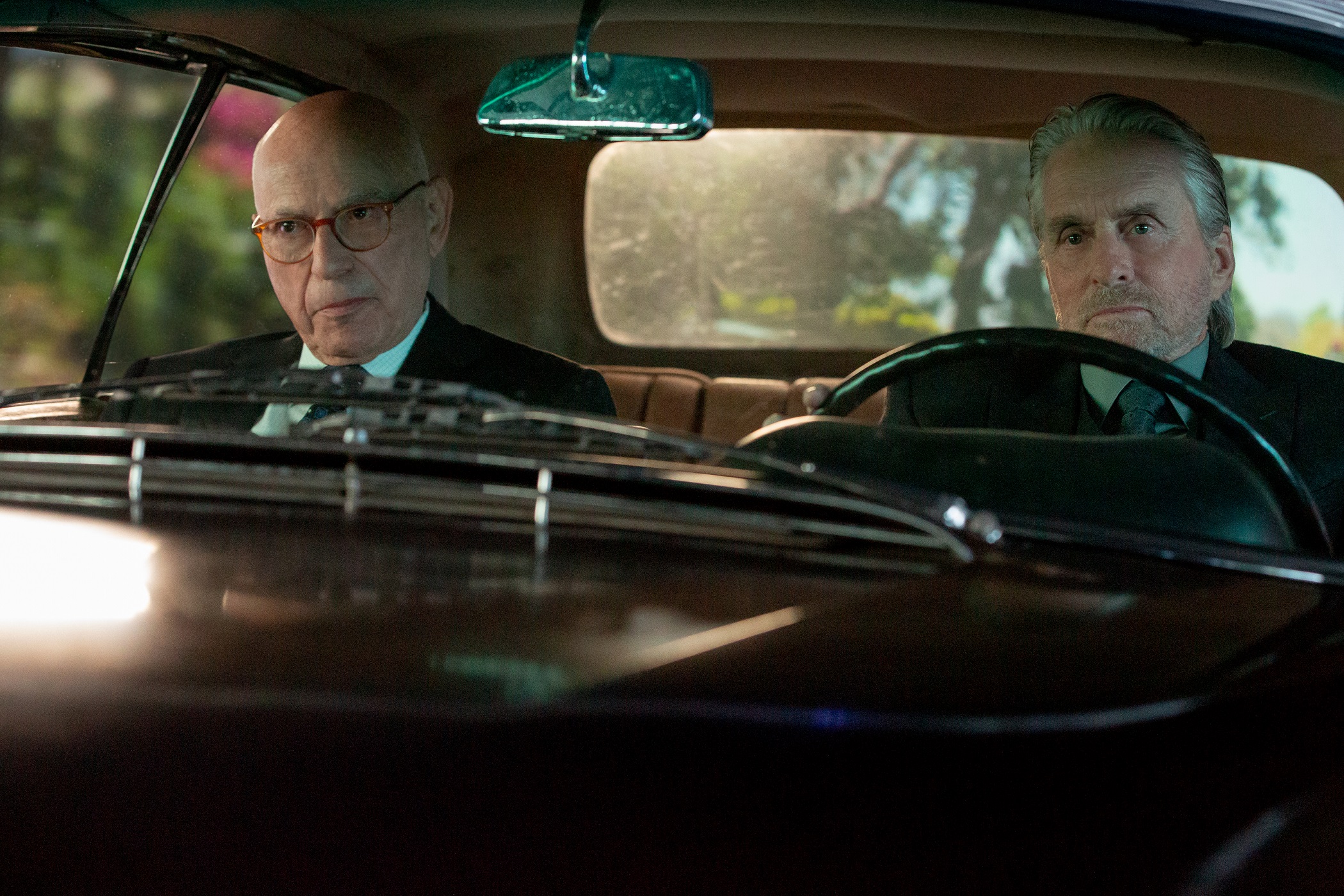 Norman and Sandy sit in Sandy's 1969 Mercedes 280 SE Cabriolet in a sxcene for 'The Kominsky Method'