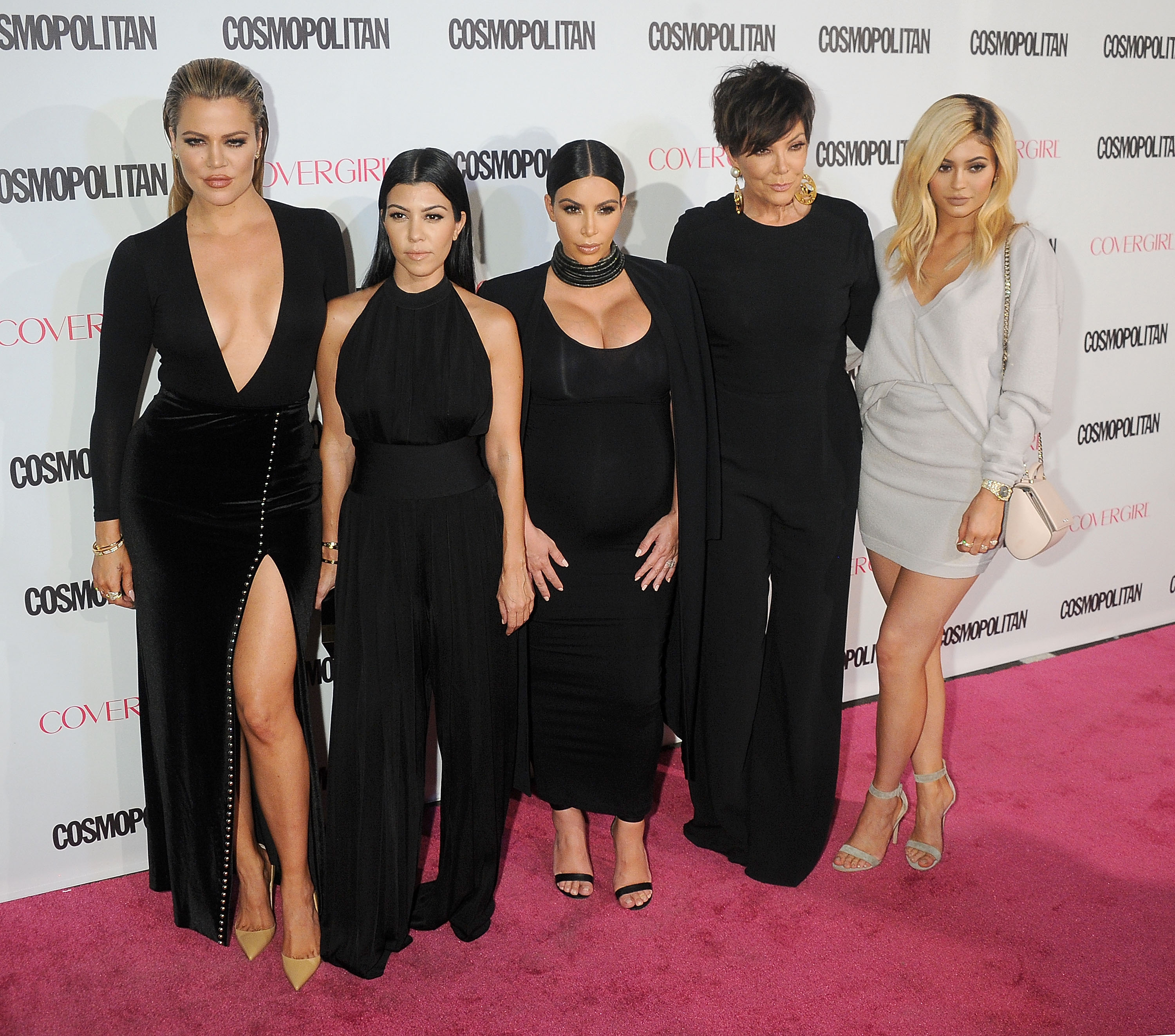 (L to R): Khloe Kardashian, Kourtney Kardashian, Kim Kardashian, Kris Jenner, and Kylie Jenner pose together