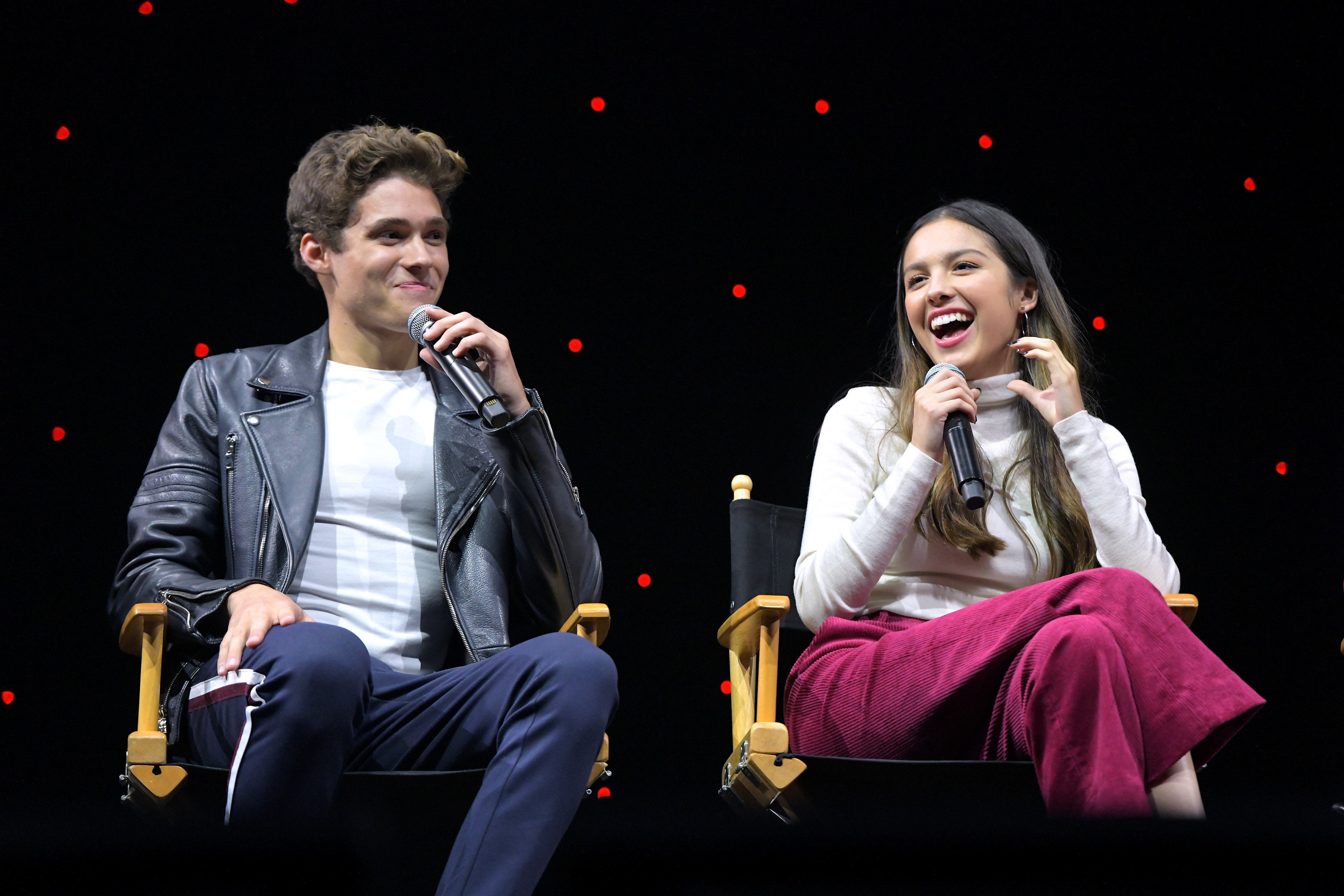 'High School Musical: The Musical: The Series' cast members Joshua Bassett and Olivia Rodrigo sitting together during a panel