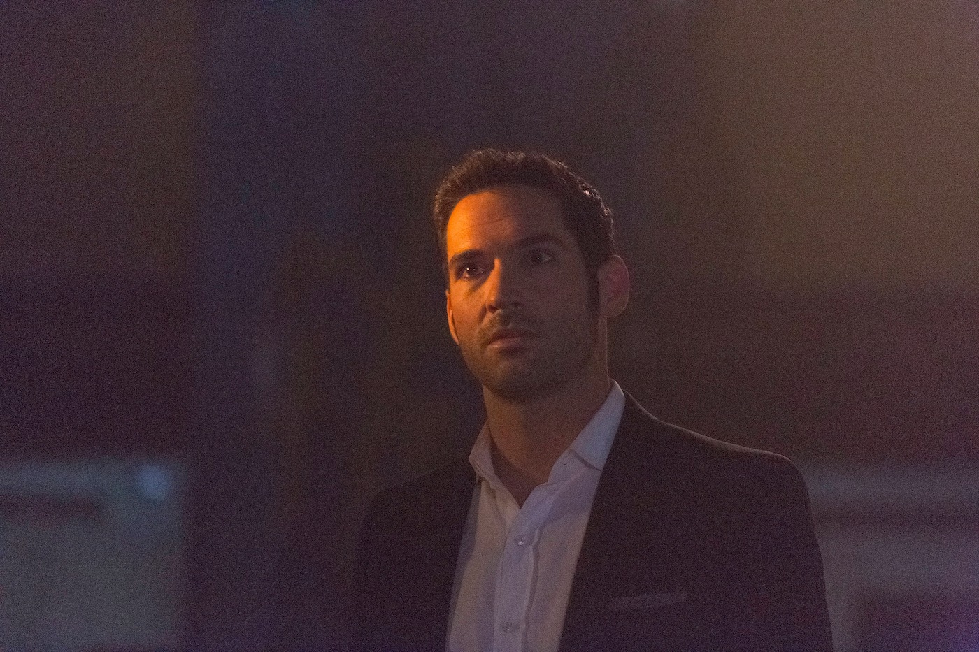 Actor Tom Ellis as Lucifer in the 'Weaponizer' episode of 'Lucifer' Season 2