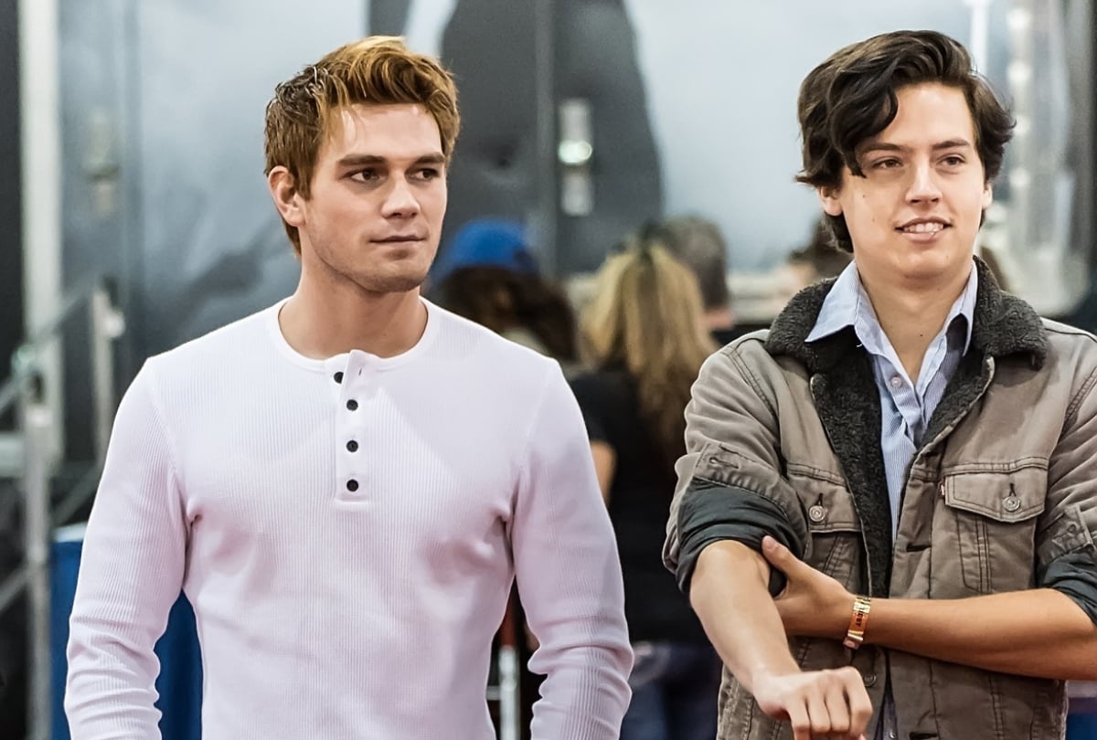 ‘Riverdale’ stars KJ Apa and Cole Sprouse attend Wizard World Comic Con Philadelphia 2017 on June 4, 2017 in Philadelphia, Pennsylvania