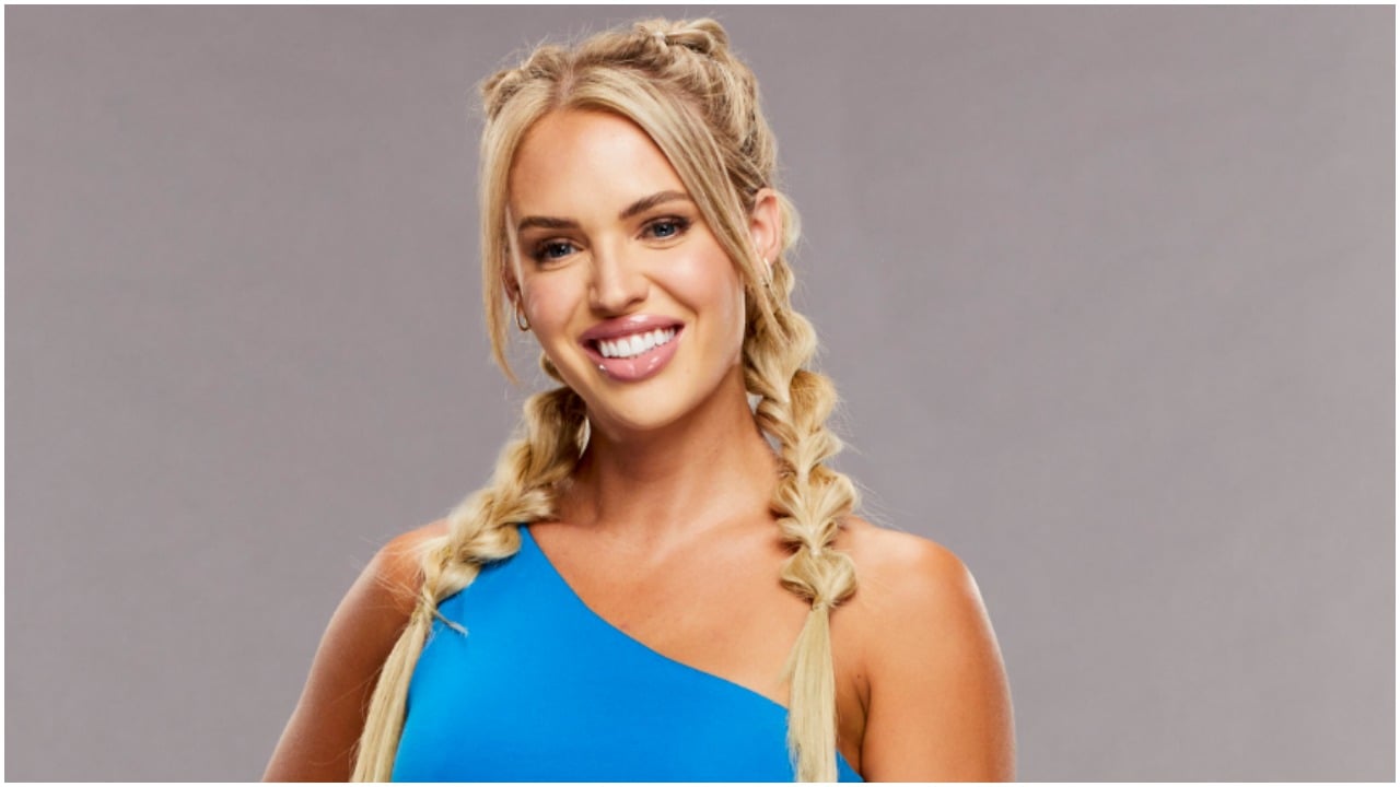 Whitney Williams poses for 'Big Brother 23' cast photo