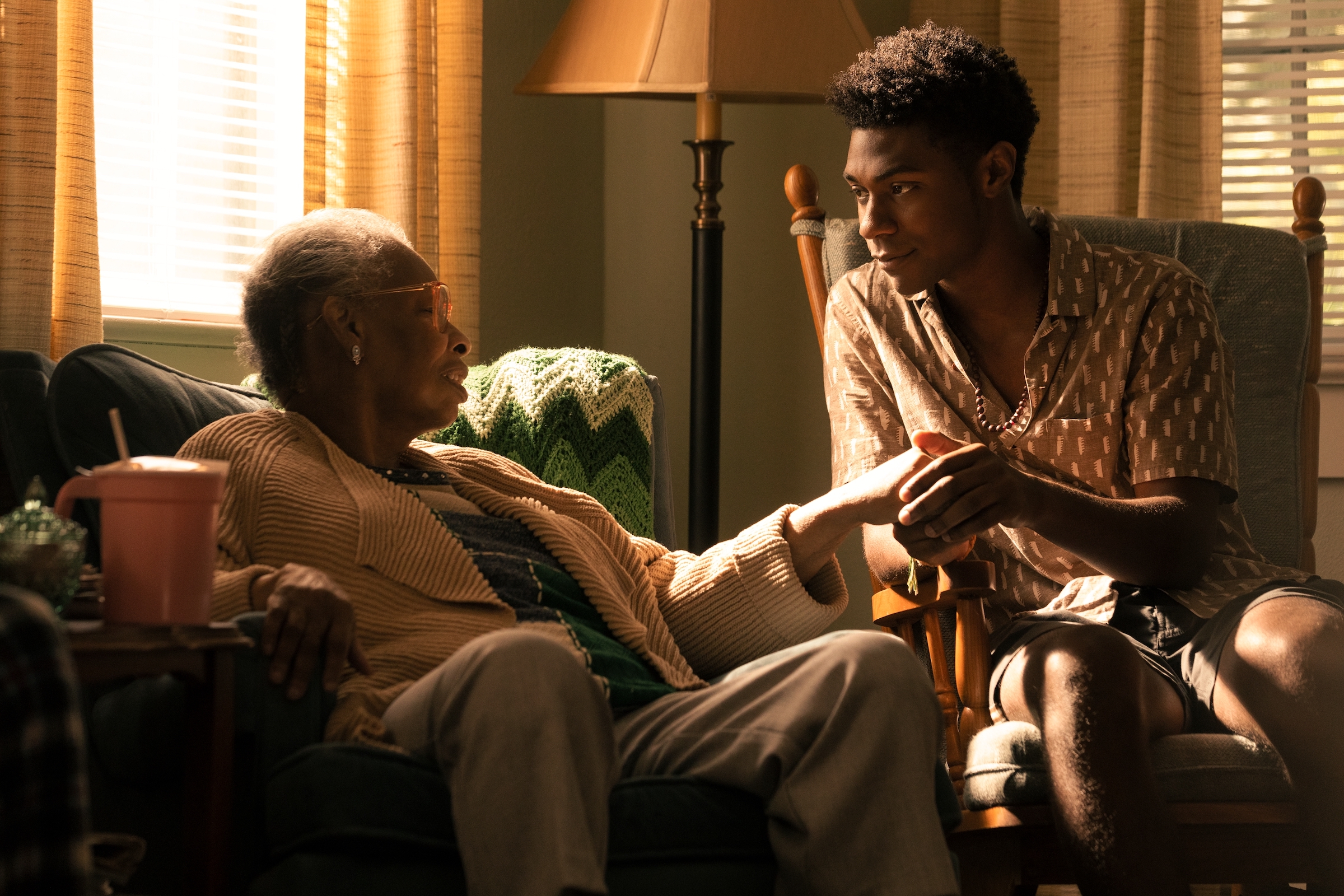 CAROL SUTTON as ME-MAW and JONATHAN DAVISS as POPE in season 2 of 'OUTER BANKS'