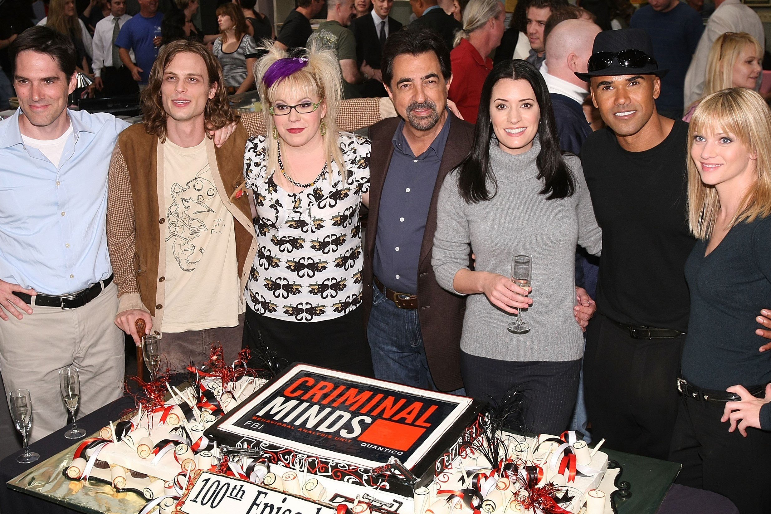 LOS ANGELES, CA - OCTOBER 19: Cast and Crew of "Criminal Minds" Celebrates the 100th Episode at Quixote Studios on October 19, 2009 in Los Angeles, California.