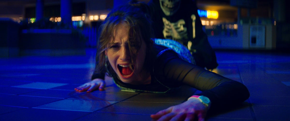 Maya Hawke screaming in a production still from 'Fear Street: 1994.'