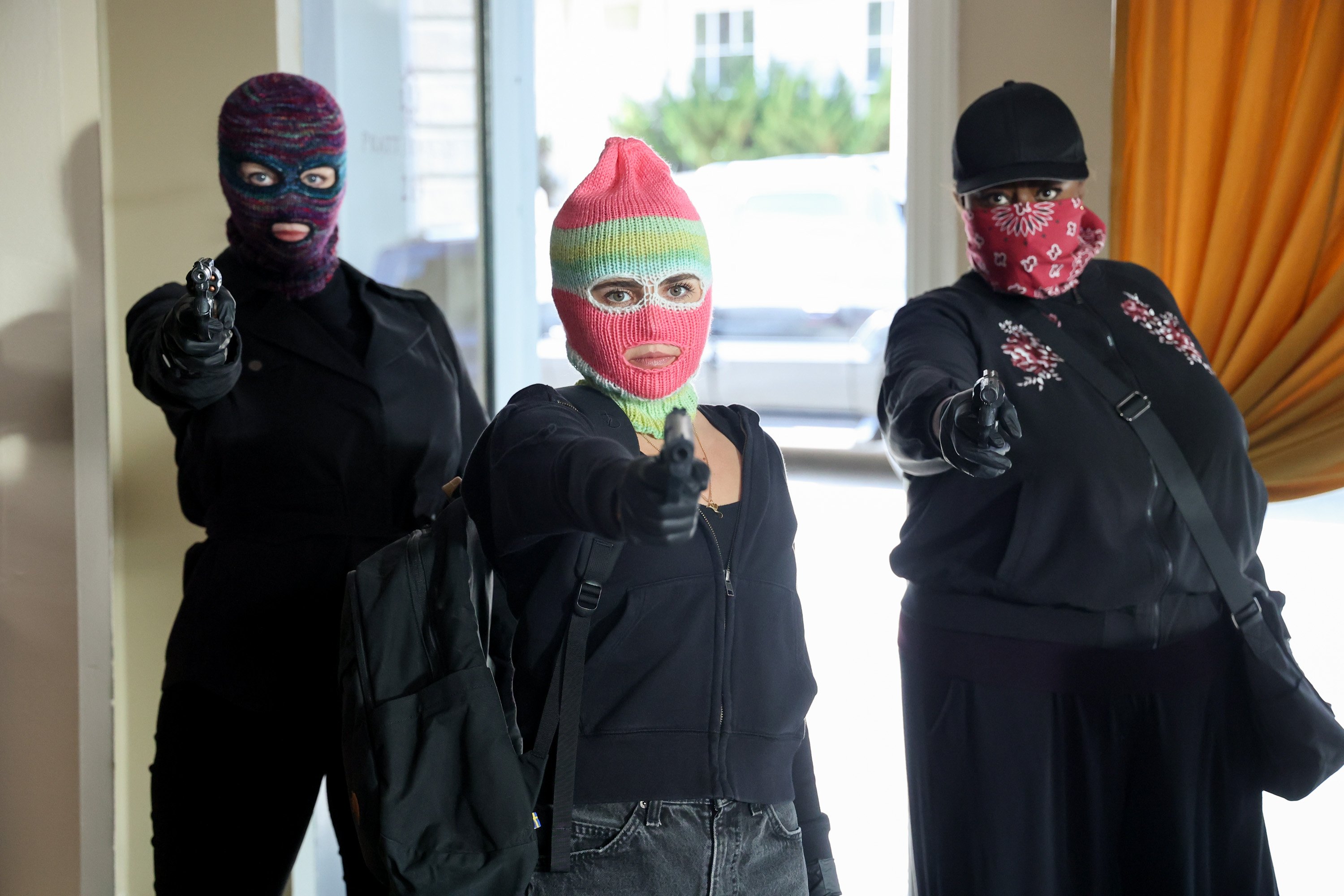 'Good Girls' cast Christina Hendricks as Beth Boland, Mae Whitman as Annie Marks, and Retta as Ruby Hill.