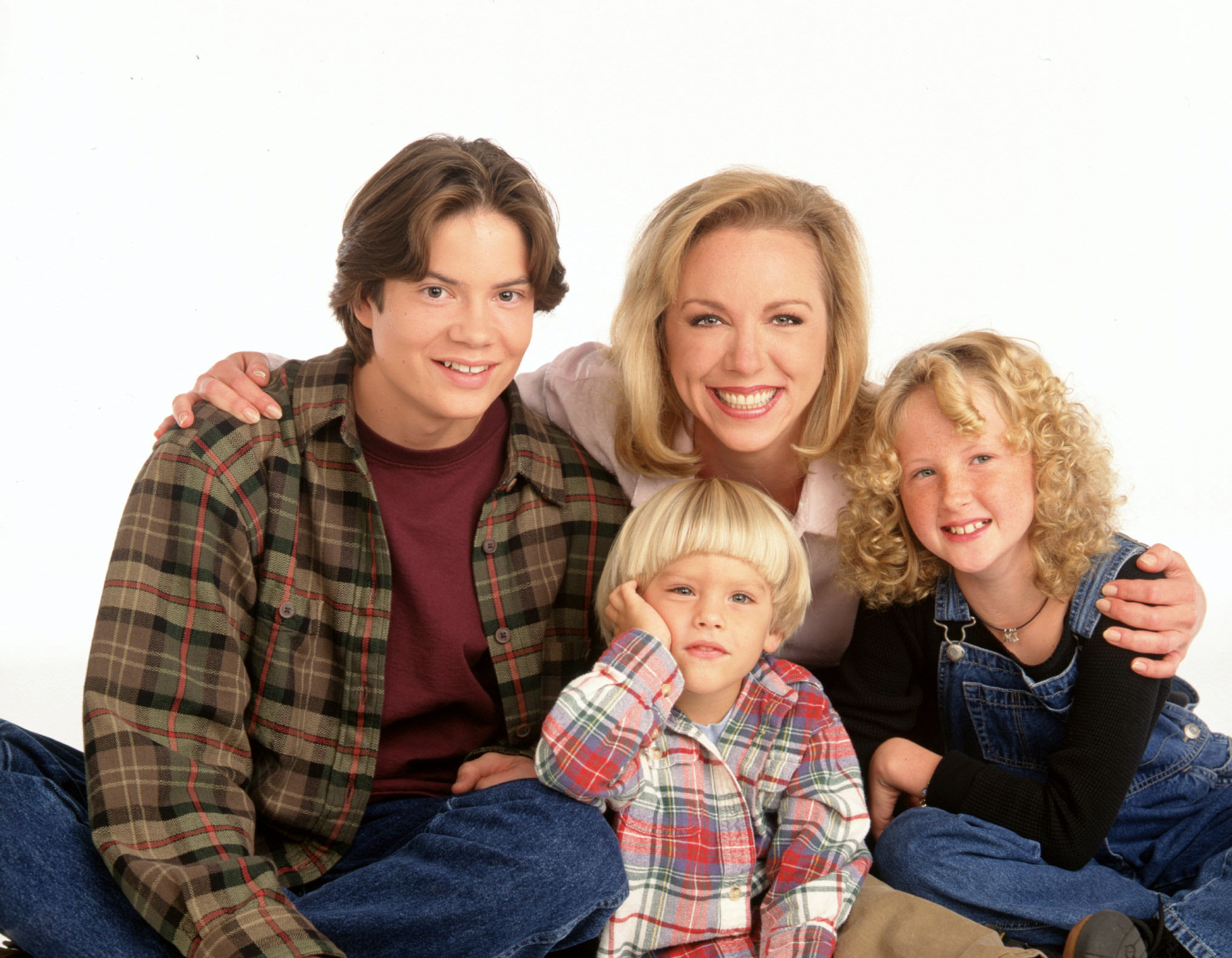 Brett Butler and the cast of 'Grace Under Fire' on white background
