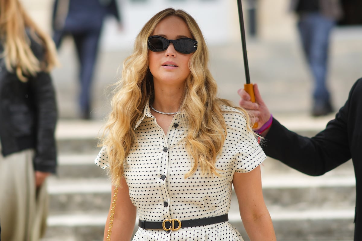 Jennifer Lawrence under an umbrella in Paris