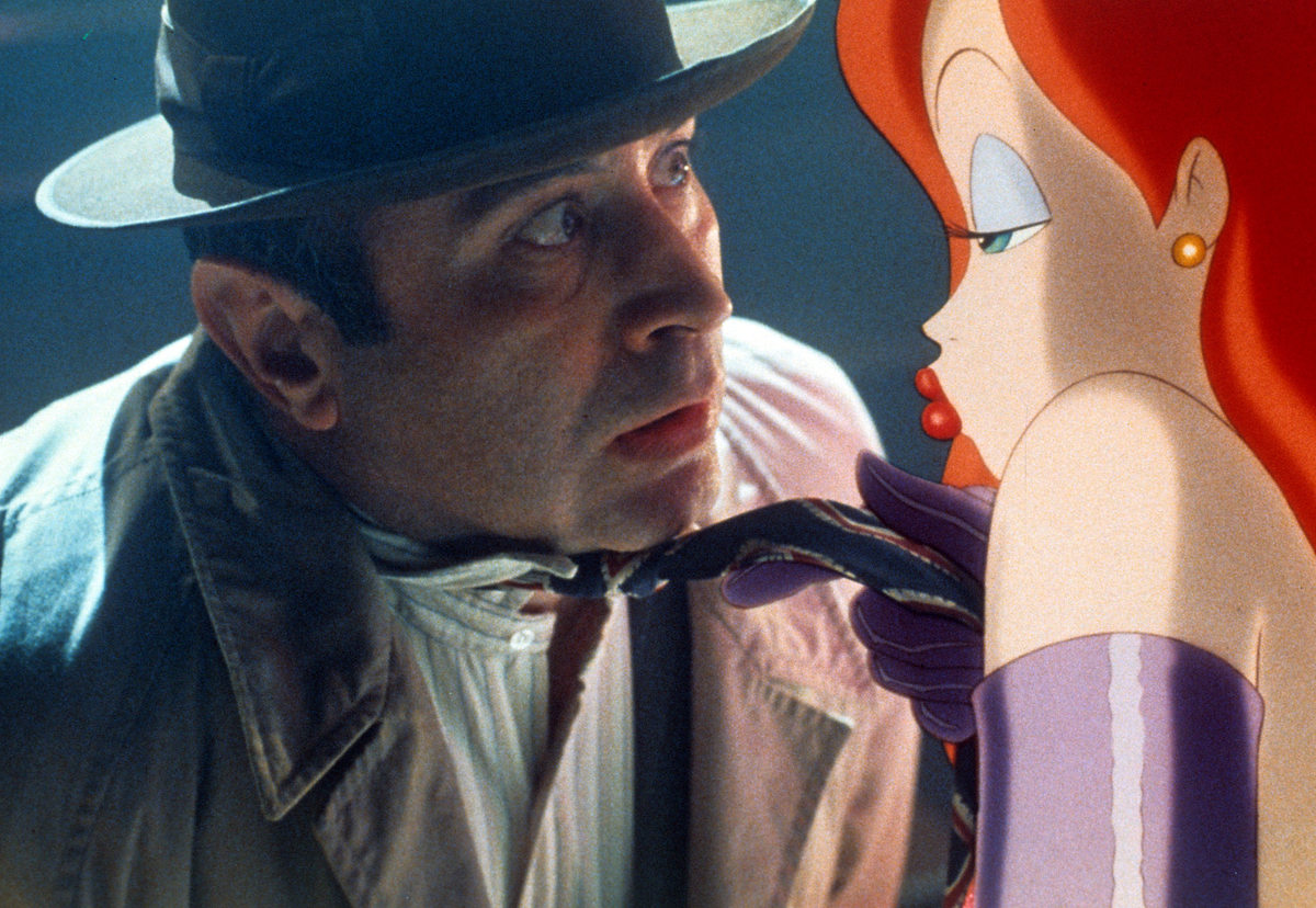 Bob Hoskins is seduced by Jessica Rabbit in 'Who Framed Roger Rabbit'