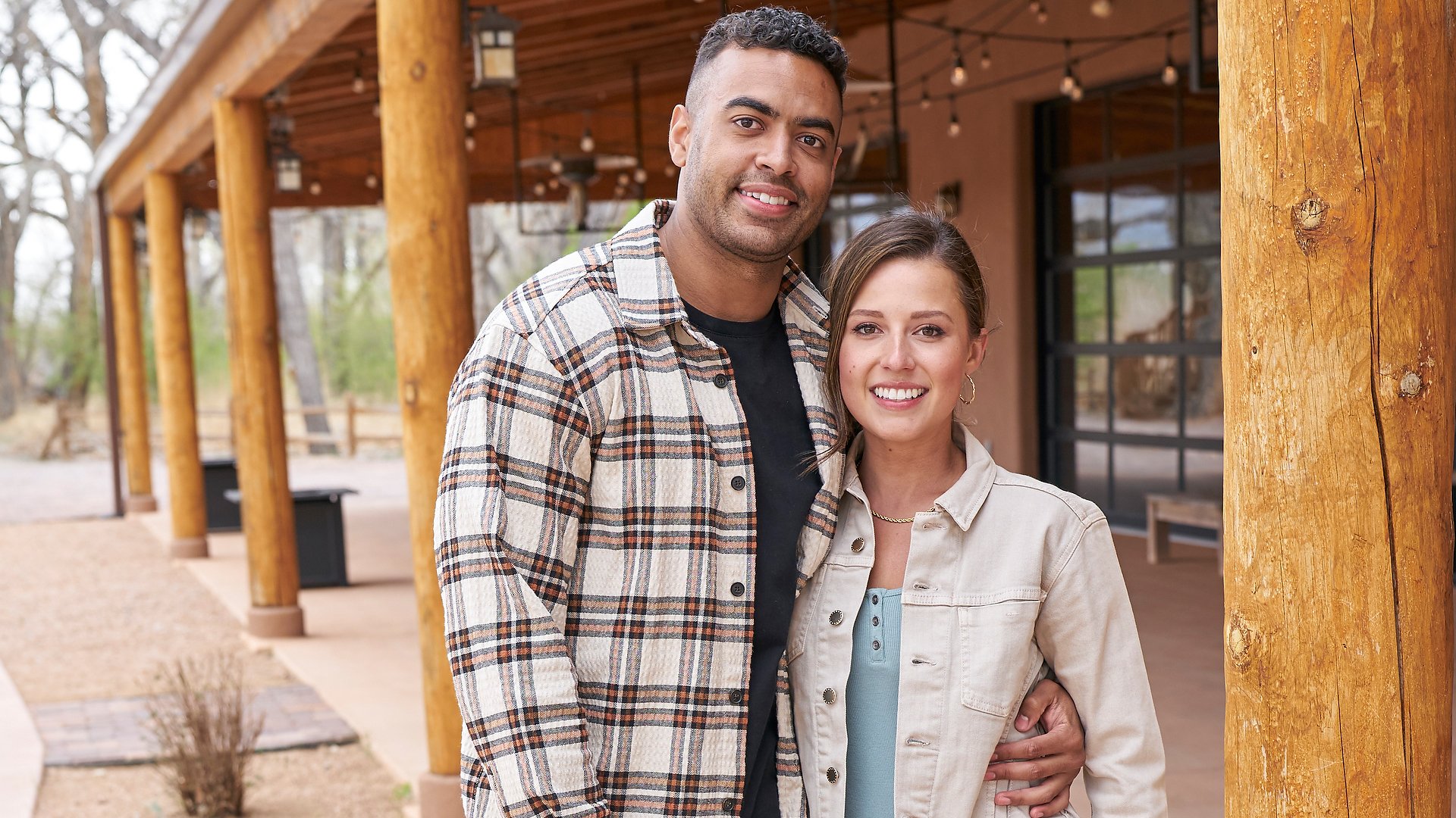 Justin Glaze and Katie Thurston pose during their Hometown Date in ‘The Bachelorette’ Season 17 Episode 9