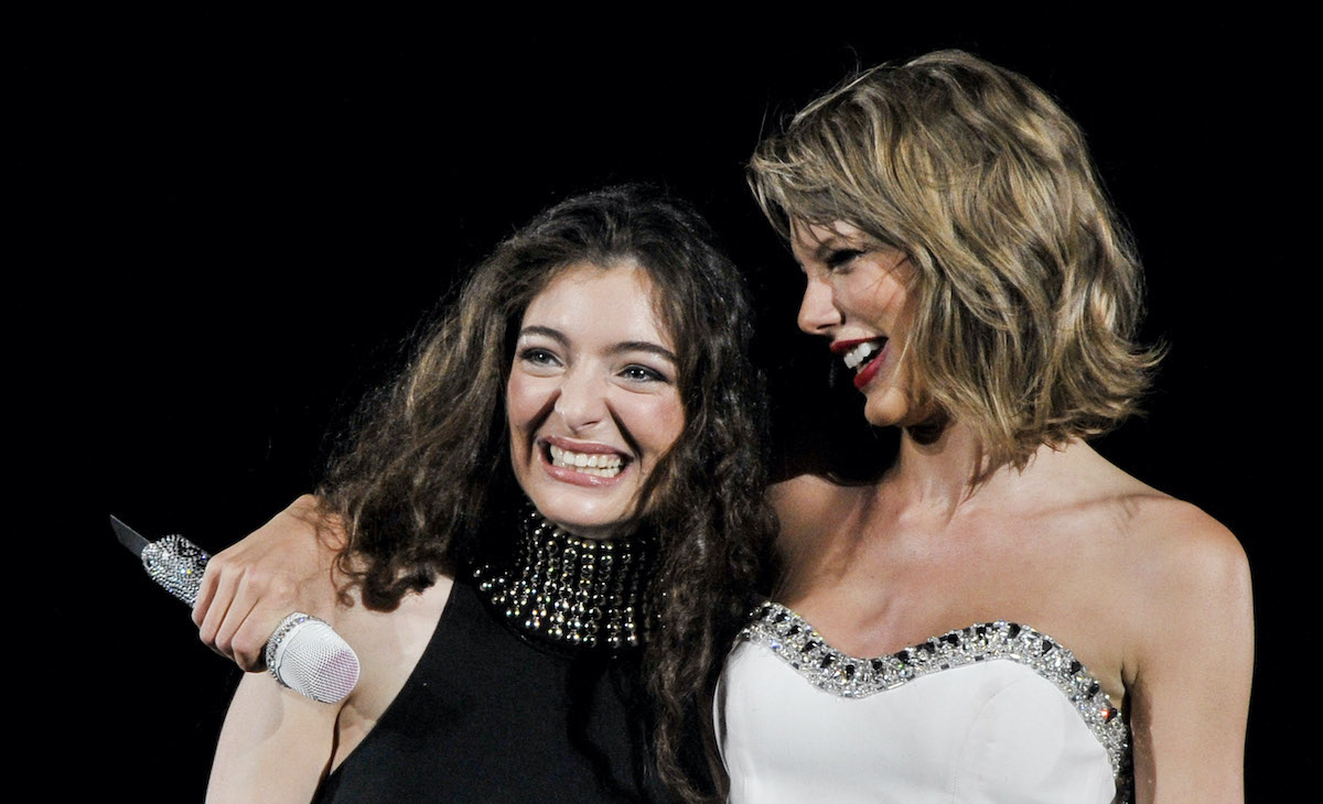 Lorde and Taylor Swift on stage at the 1989 World Tour