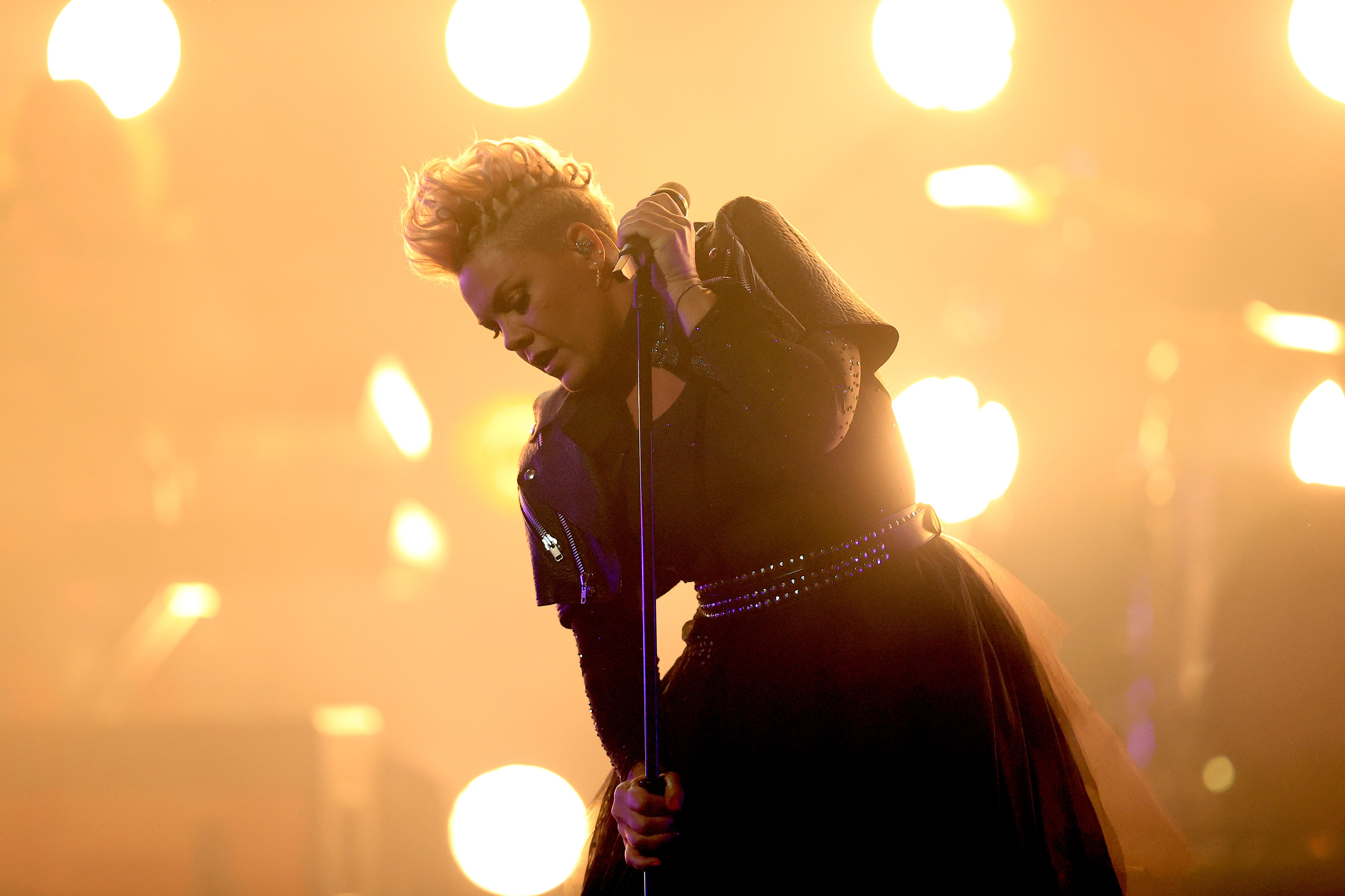 Pink singing at the Billboard Music Awards