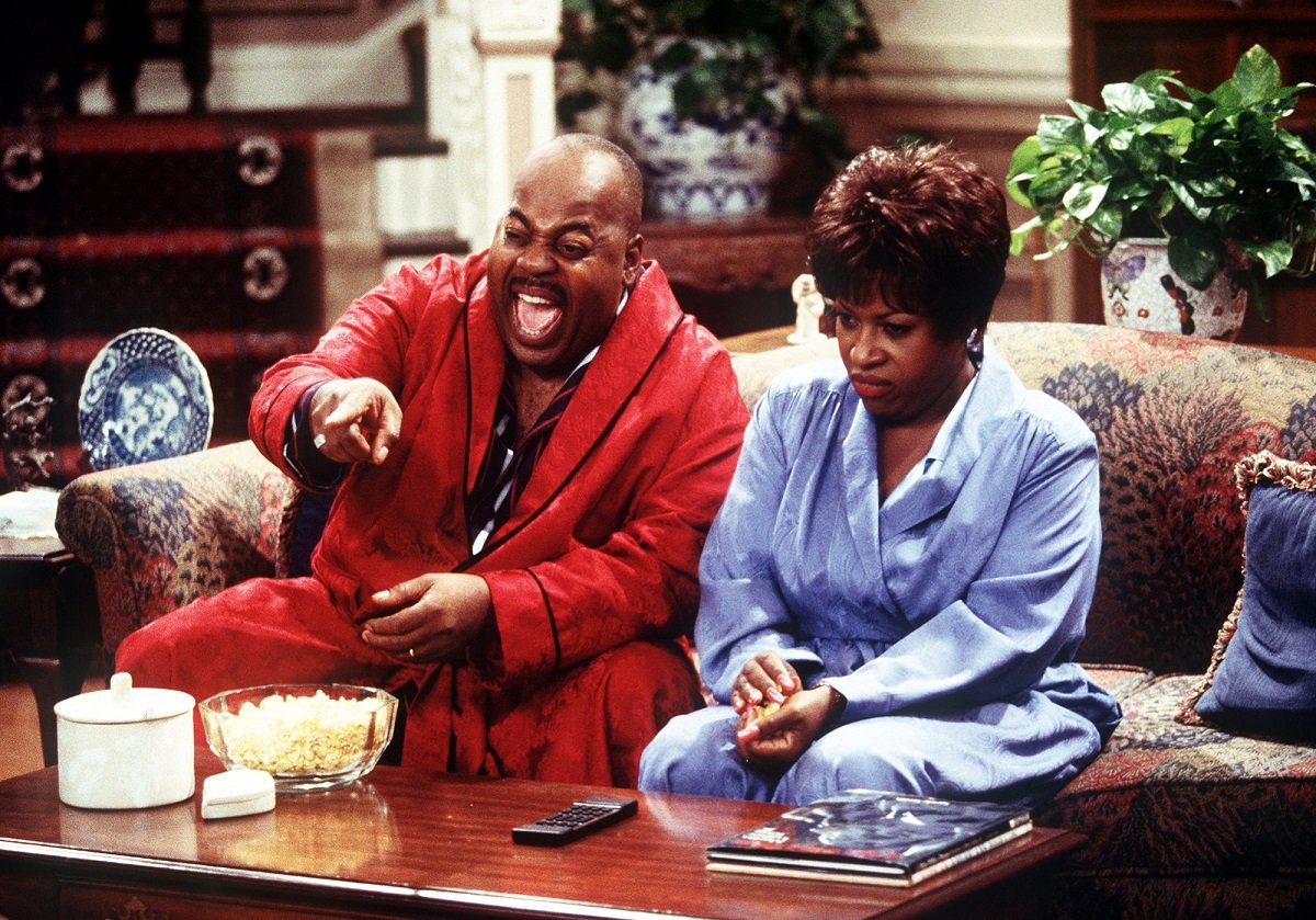 Reginald VelJohnson and JoMarie Payton-Noble as their characters Carl and Harriet Winslow in a scene from 'Family Matters' 