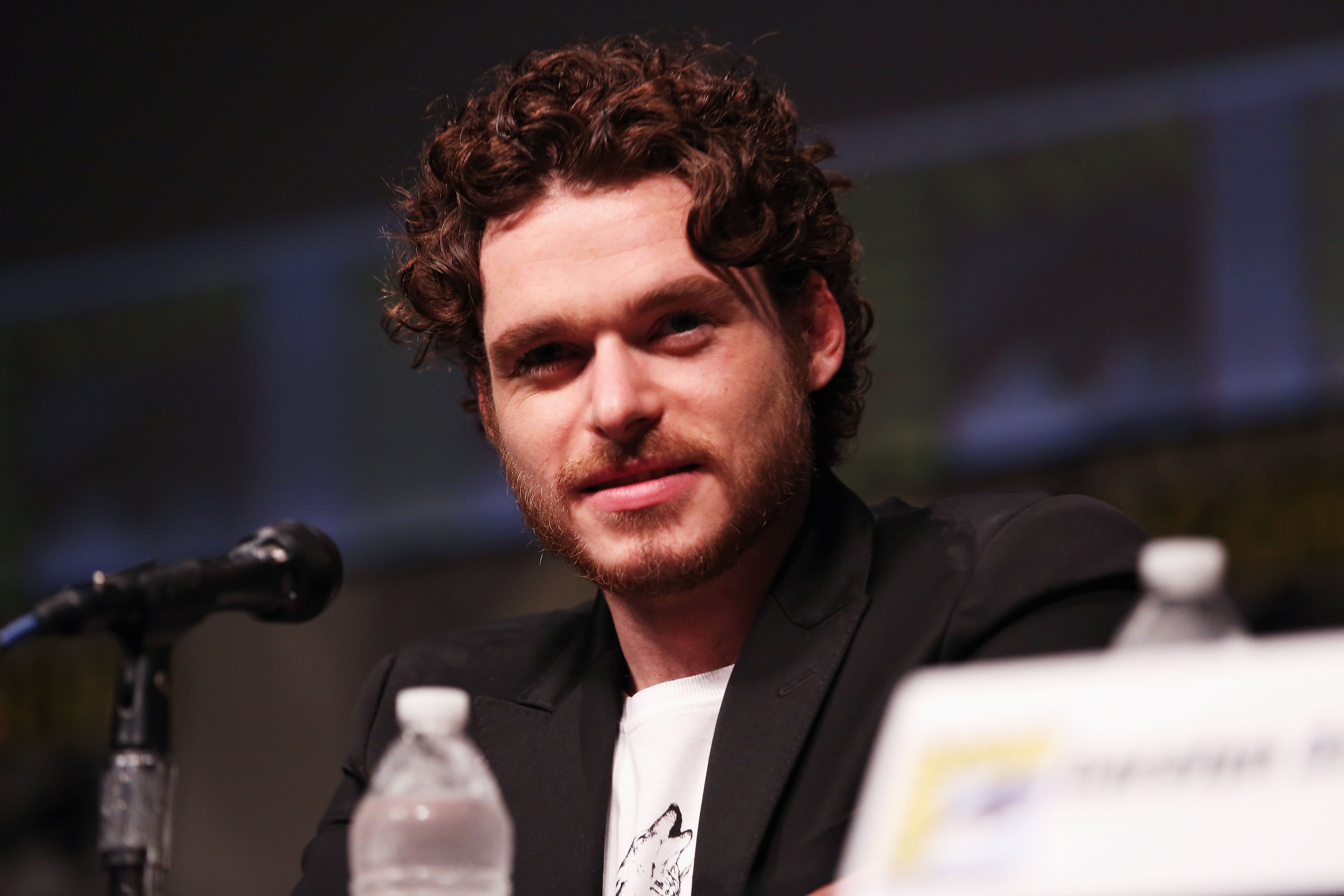 Richard Madden speaking at 'Game of Thrones' Comic-Con panel.