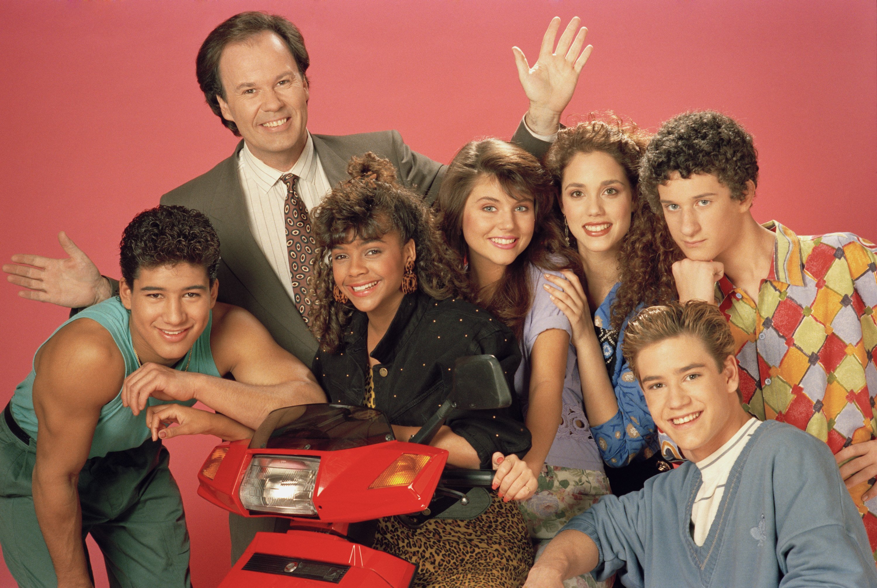 The cast of 'Saved by the Bell', Mario Lopez, Dennis Haskins, Lark Voorhies, Tiffani Thiessen, Elizabeth Berkley and Mark-Paul Gosselaar pose for a promotional photo