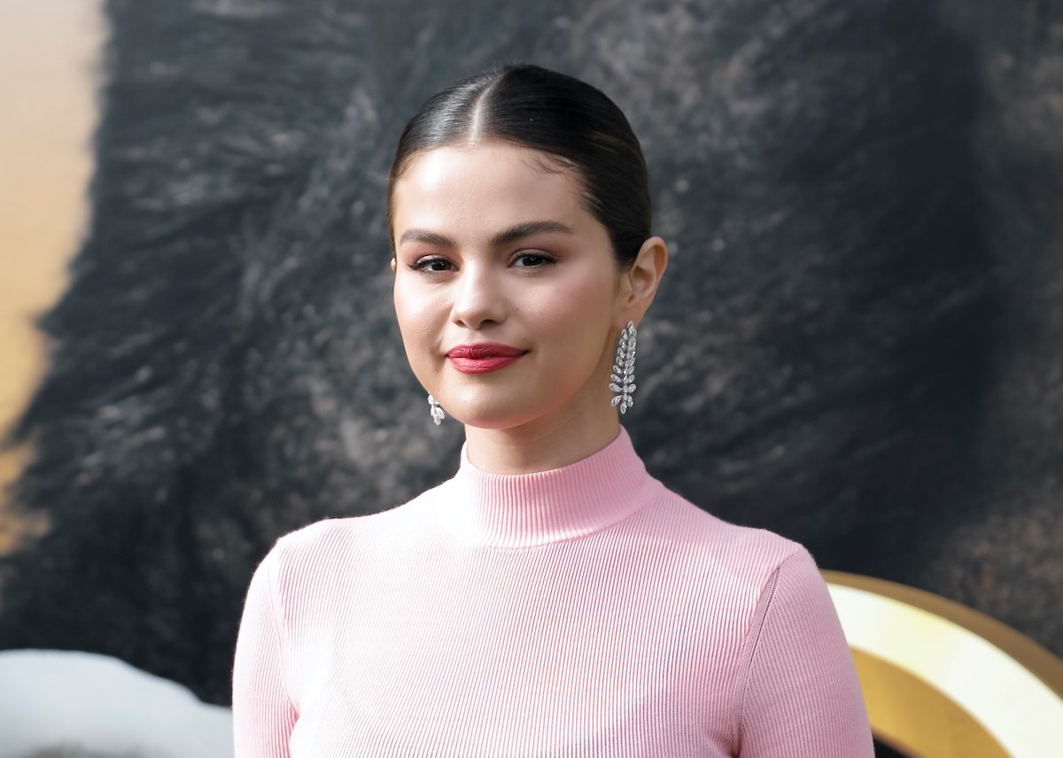 Selena Gomez arrives to the premiere of 'Dolittle'