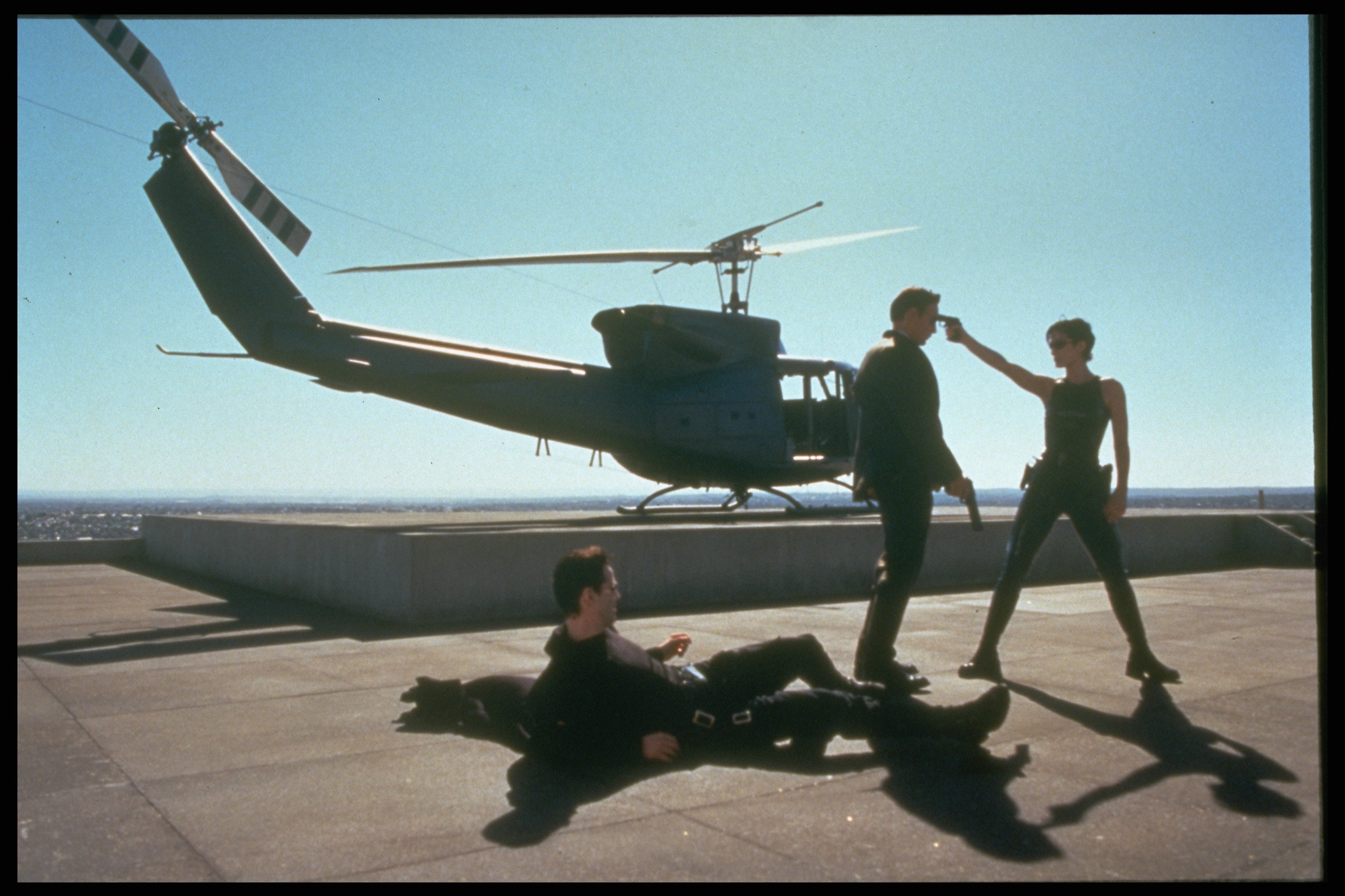 The Matrix rooftop scene: Trinity shoots an agent to save Neo