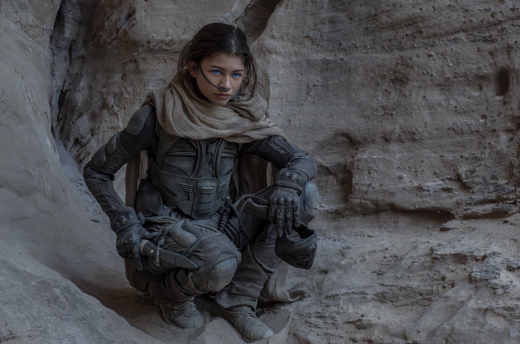 Zendaya 'Dune' dressed in Fremen armor as Chani