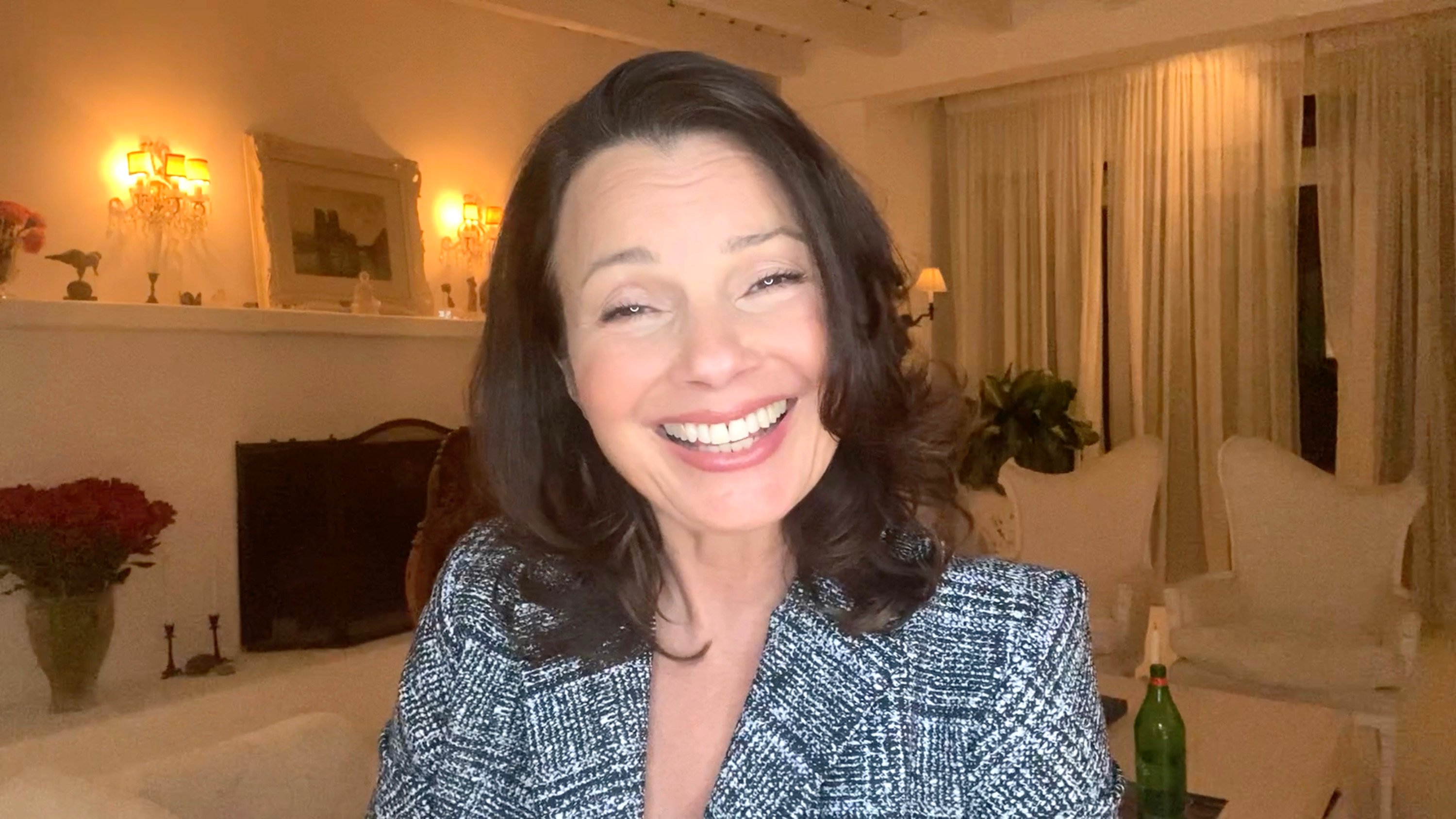 Fran Drescher smiling