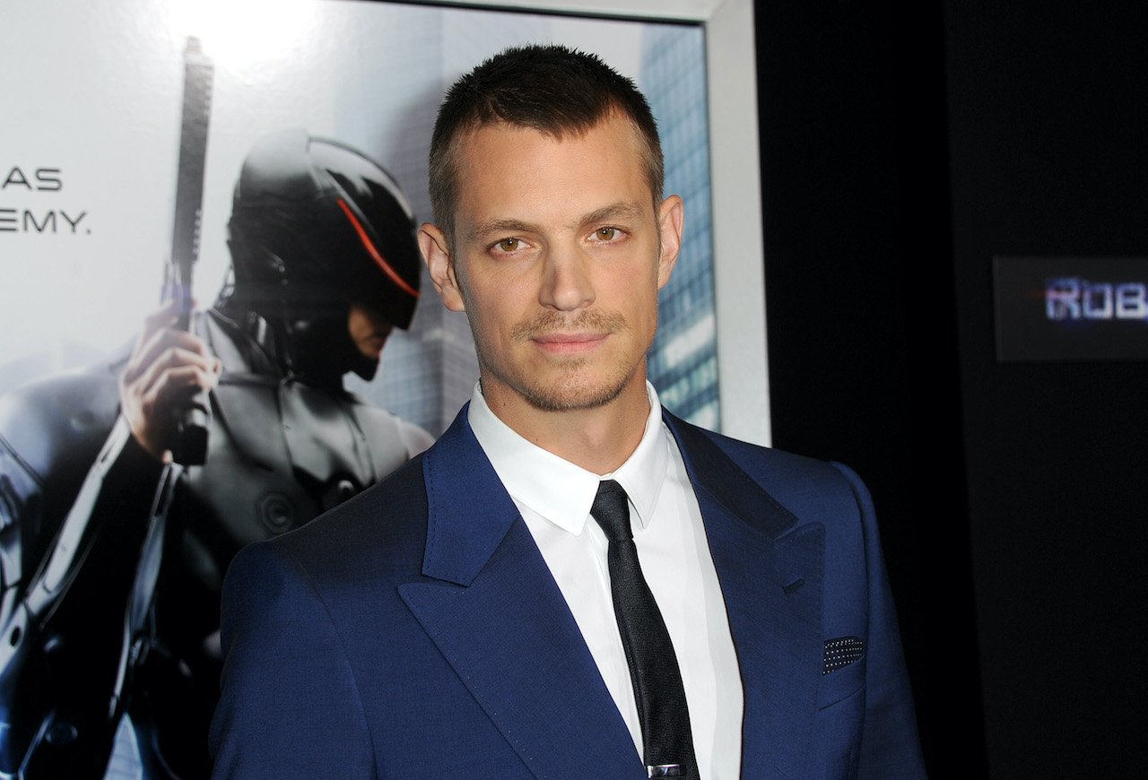 Joel Kinnaman arrives at the premiere of Columbia Pictures' "Robocop" at TCL Chinese Theatre