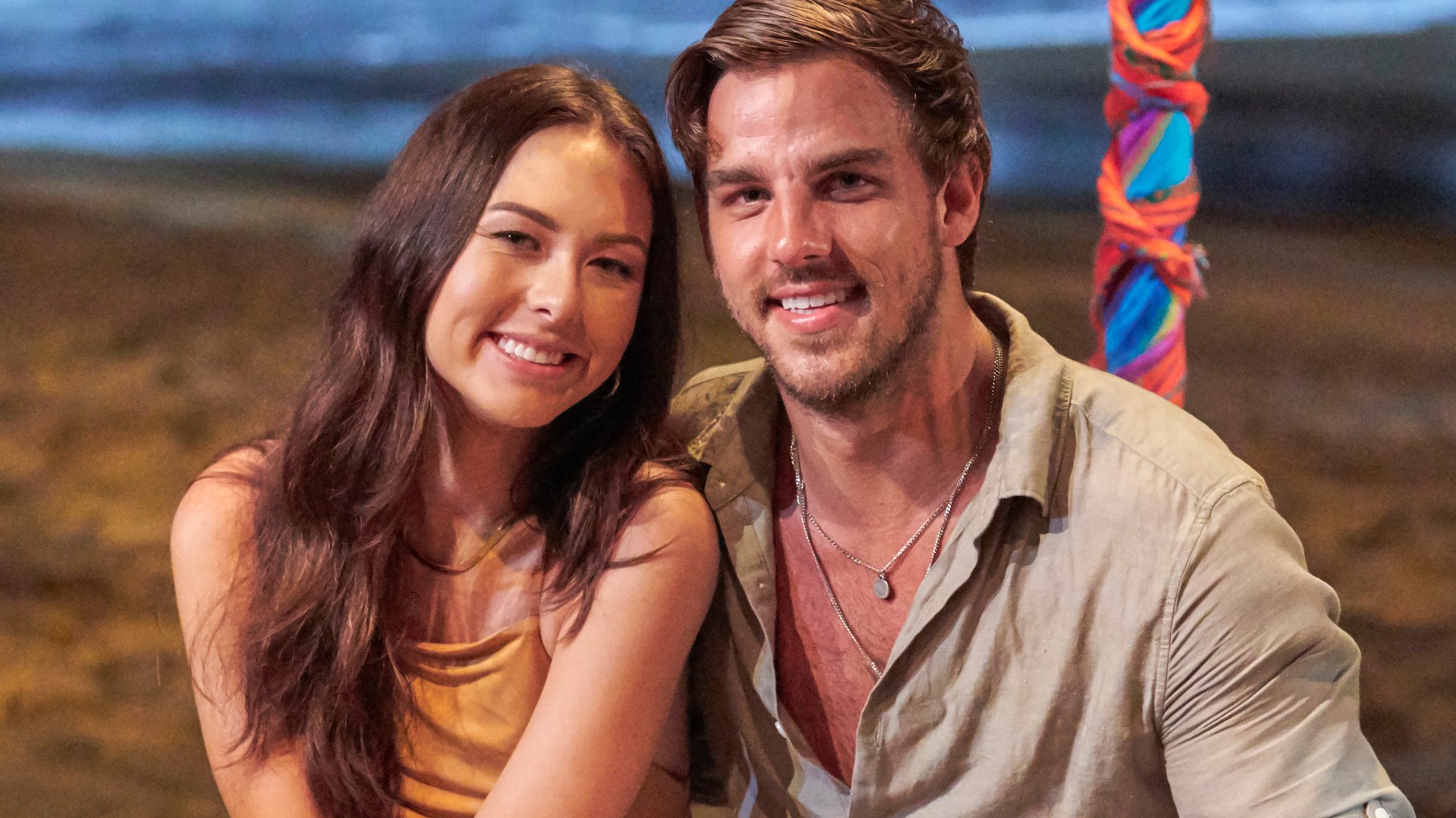 Abigail Heringer and Noah Erb sit together in ‘Bachelor in Paradise’ Season 7 Episode 5
