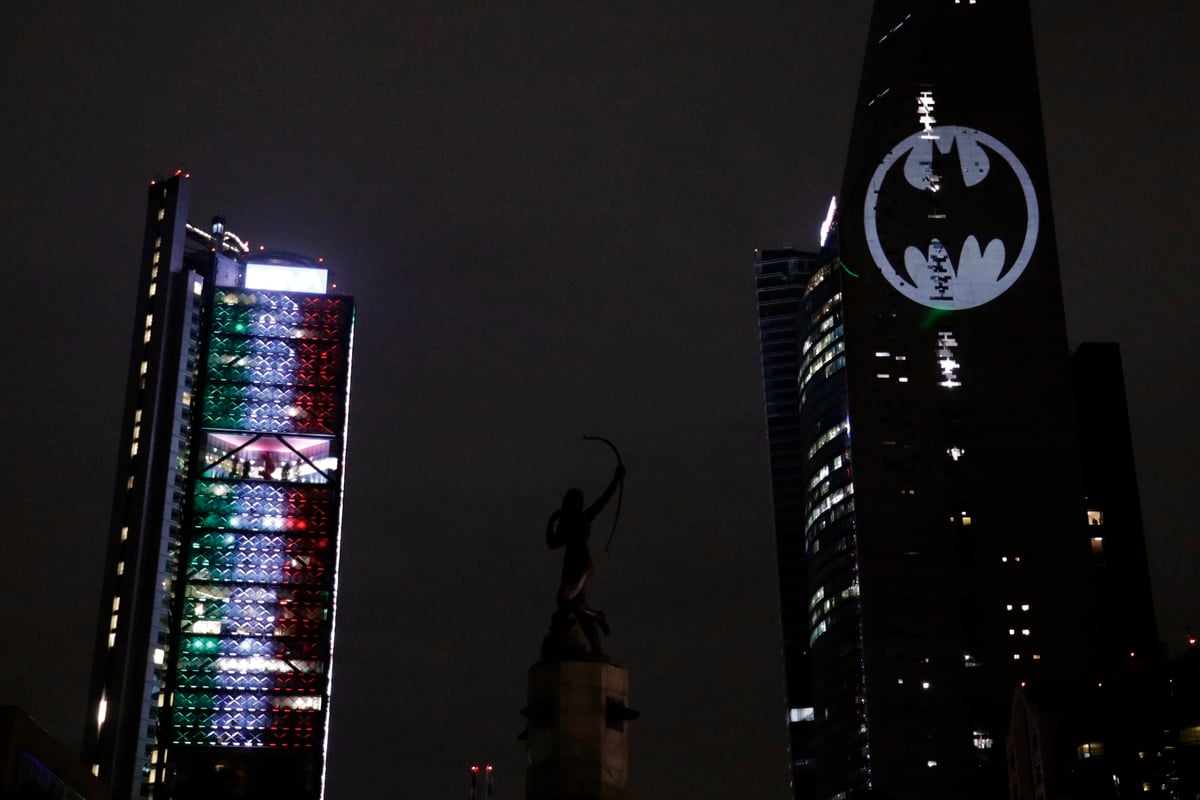 Mexico City celebrates Batman Day with the Bat Signal