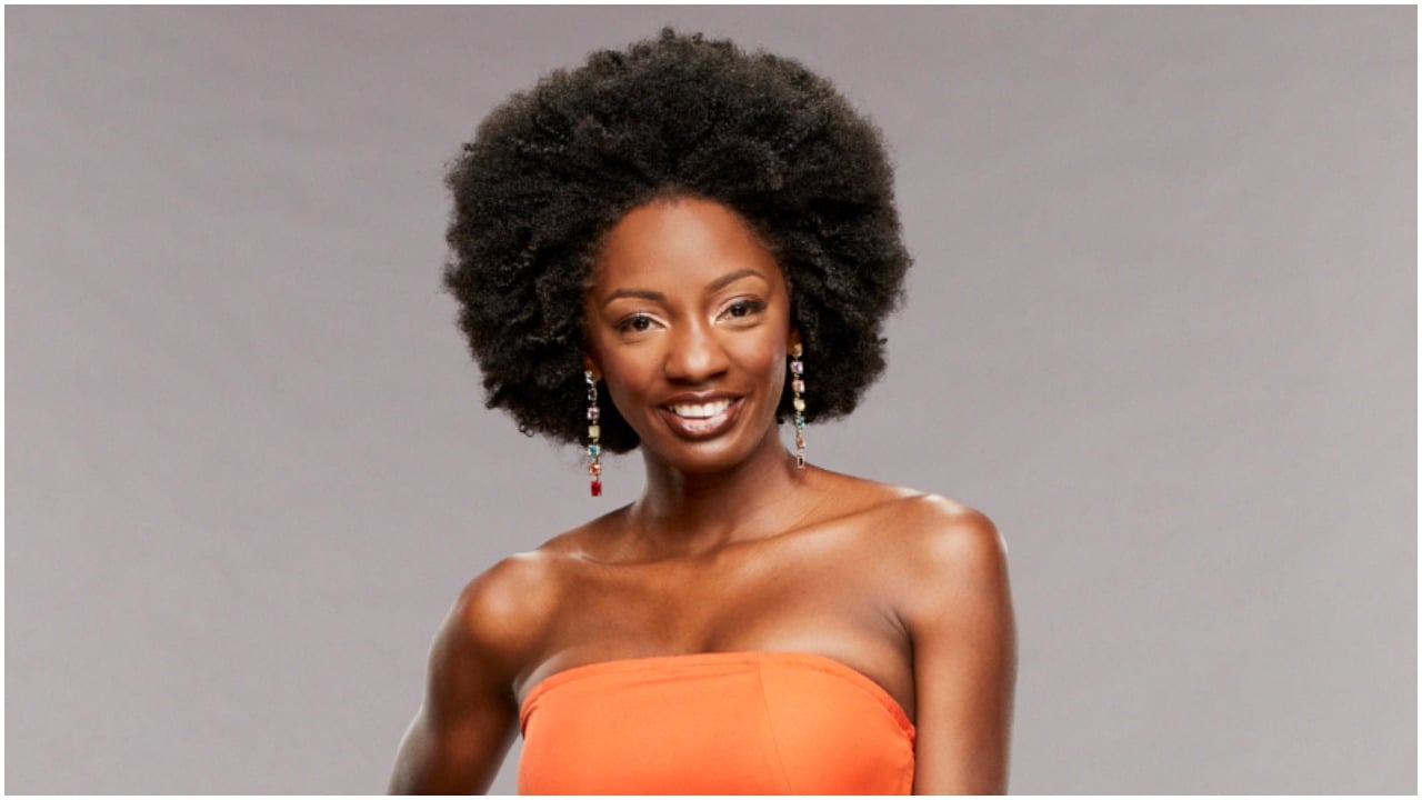 Azah Awasum poses for 'Big Brother 23' cast photo