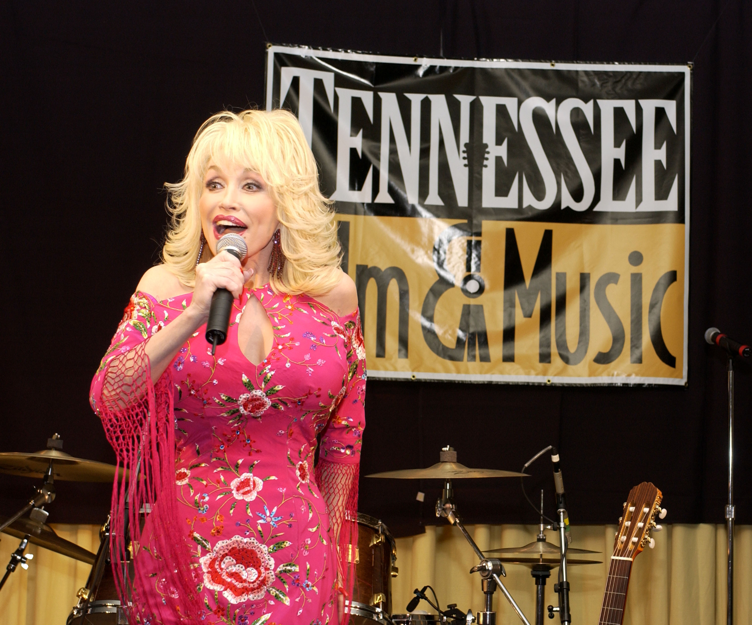 Dolly Parton performs at the Tennessee Film & Music Commission reception.