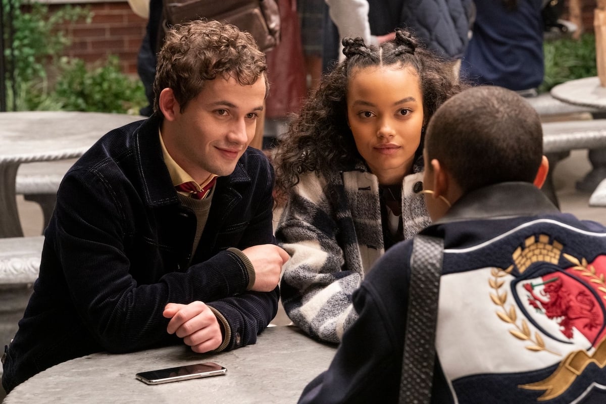 Eli Brown, and Whitney Peak sitting at a table in 'Gossip Girl' Season 1.