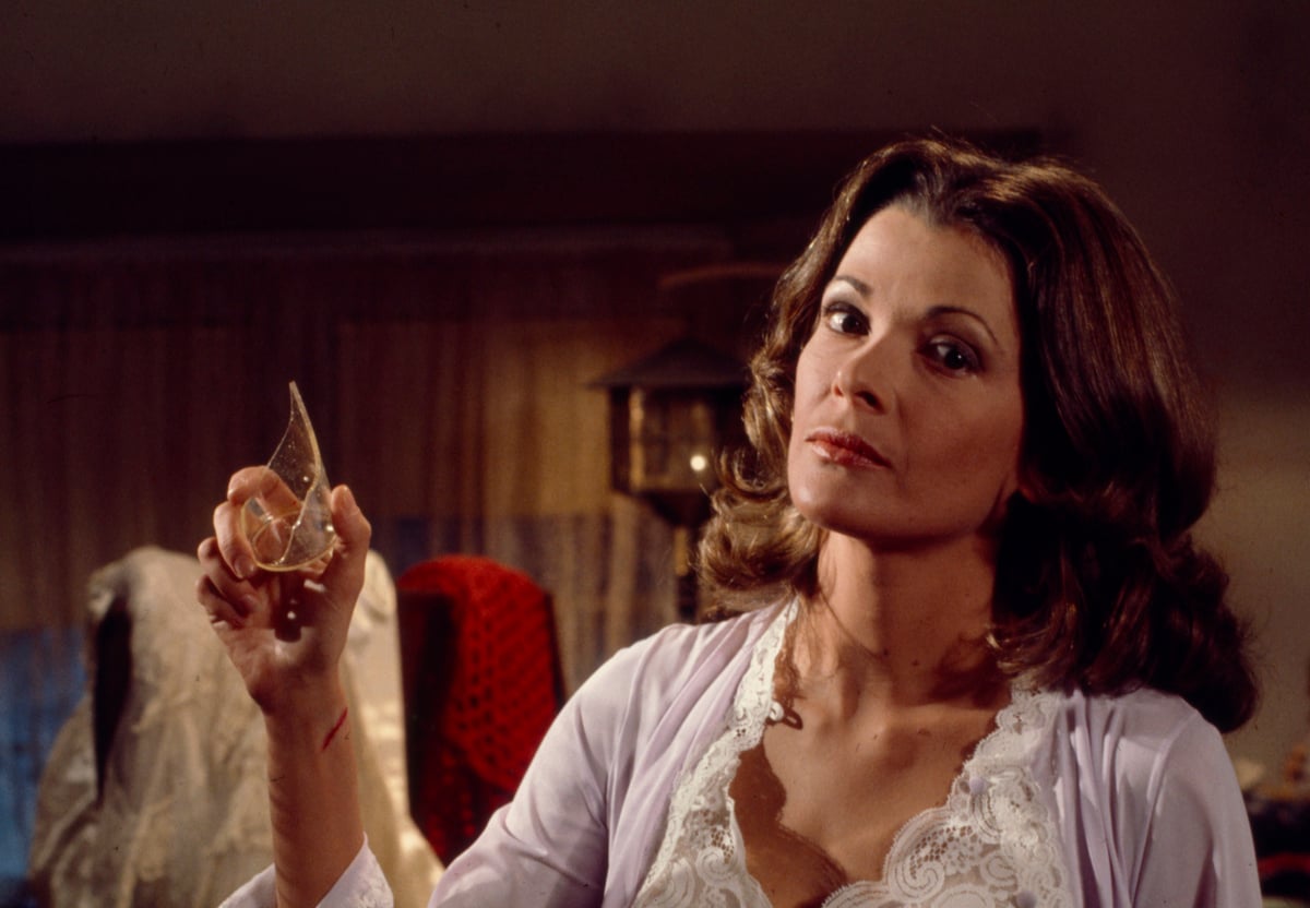 Jessica Walter in 'Home for the Holidays'