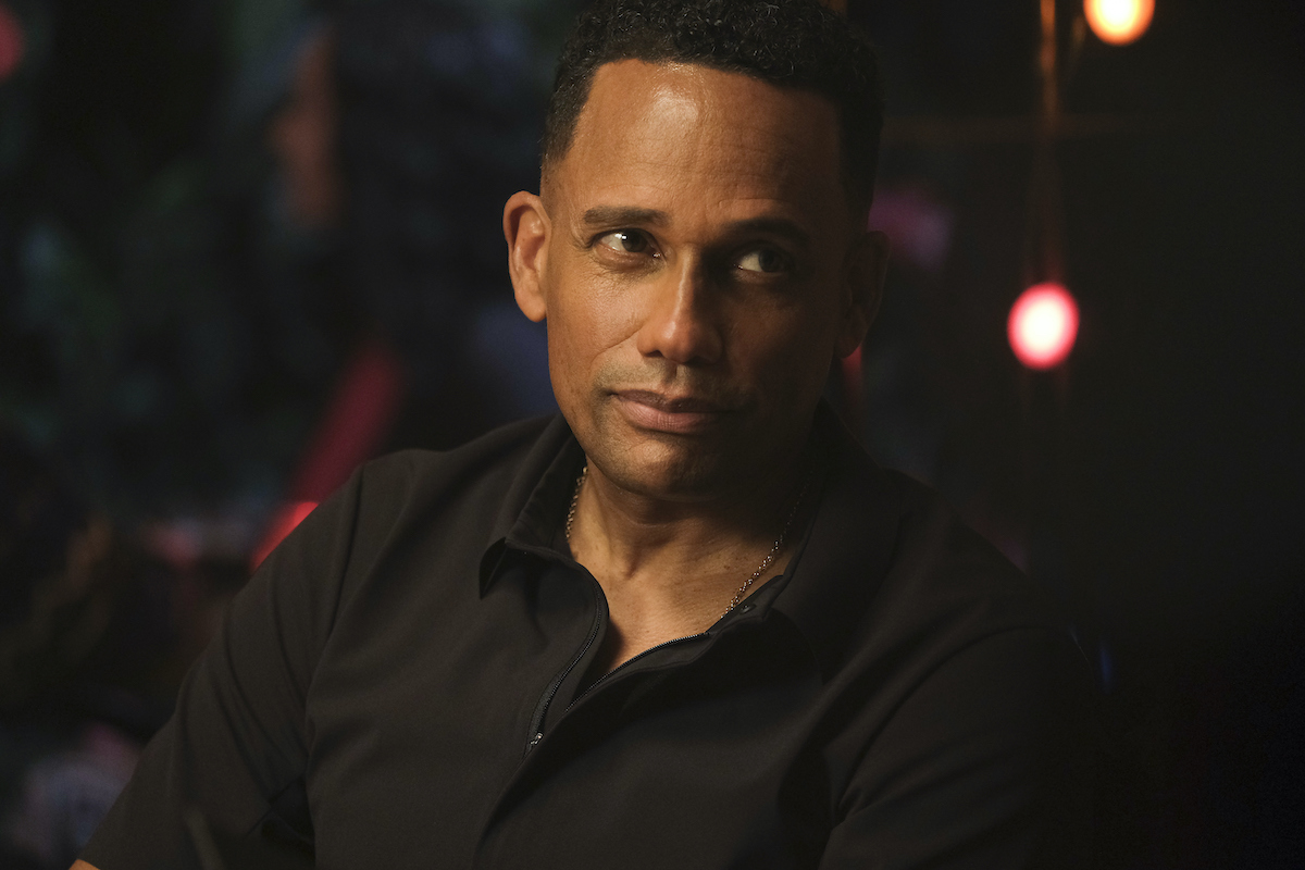 Dr. Marcus Andrews in front of a blurred background on 'The Good Doctor'