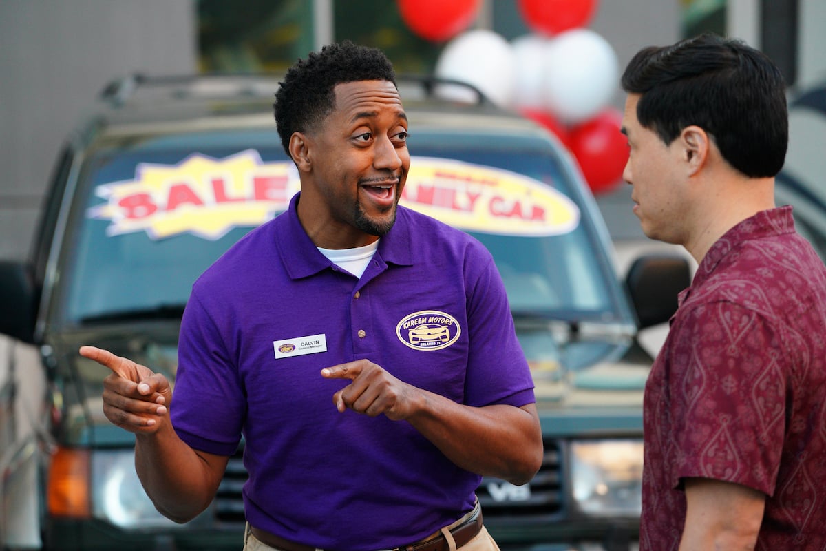 Jaleel White is talking to Randall Park in ‘Fresh off the Boat’ Season 6