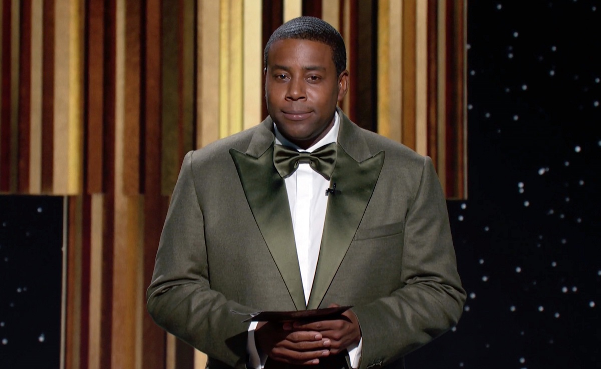 'Saturday Night Live' actor Kenan Thompson presents an award during the 2021 Golden Globe Awards.